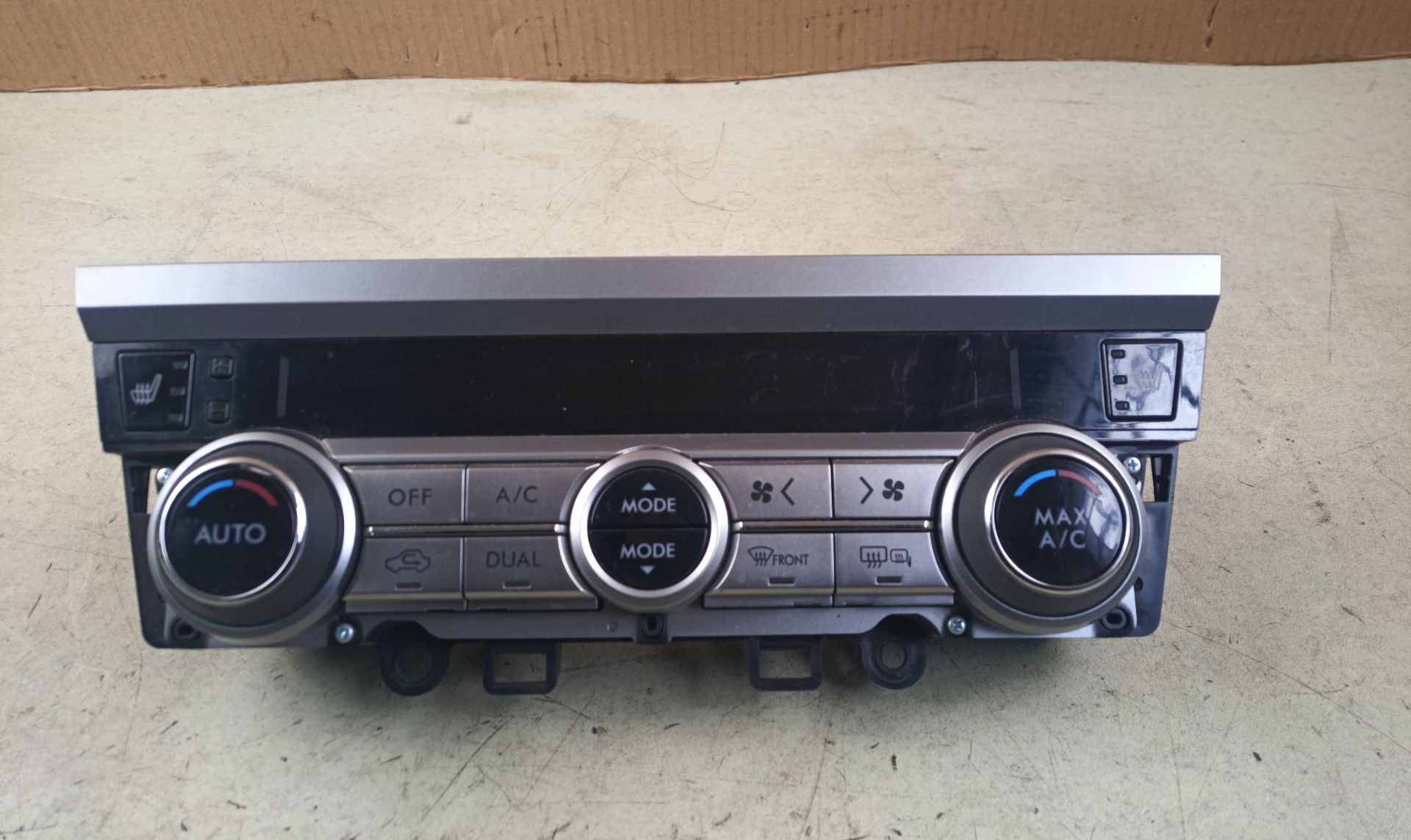 MANDO CALEFACCION / AIRE ACONDICIONADO Subaru Outback (B15)