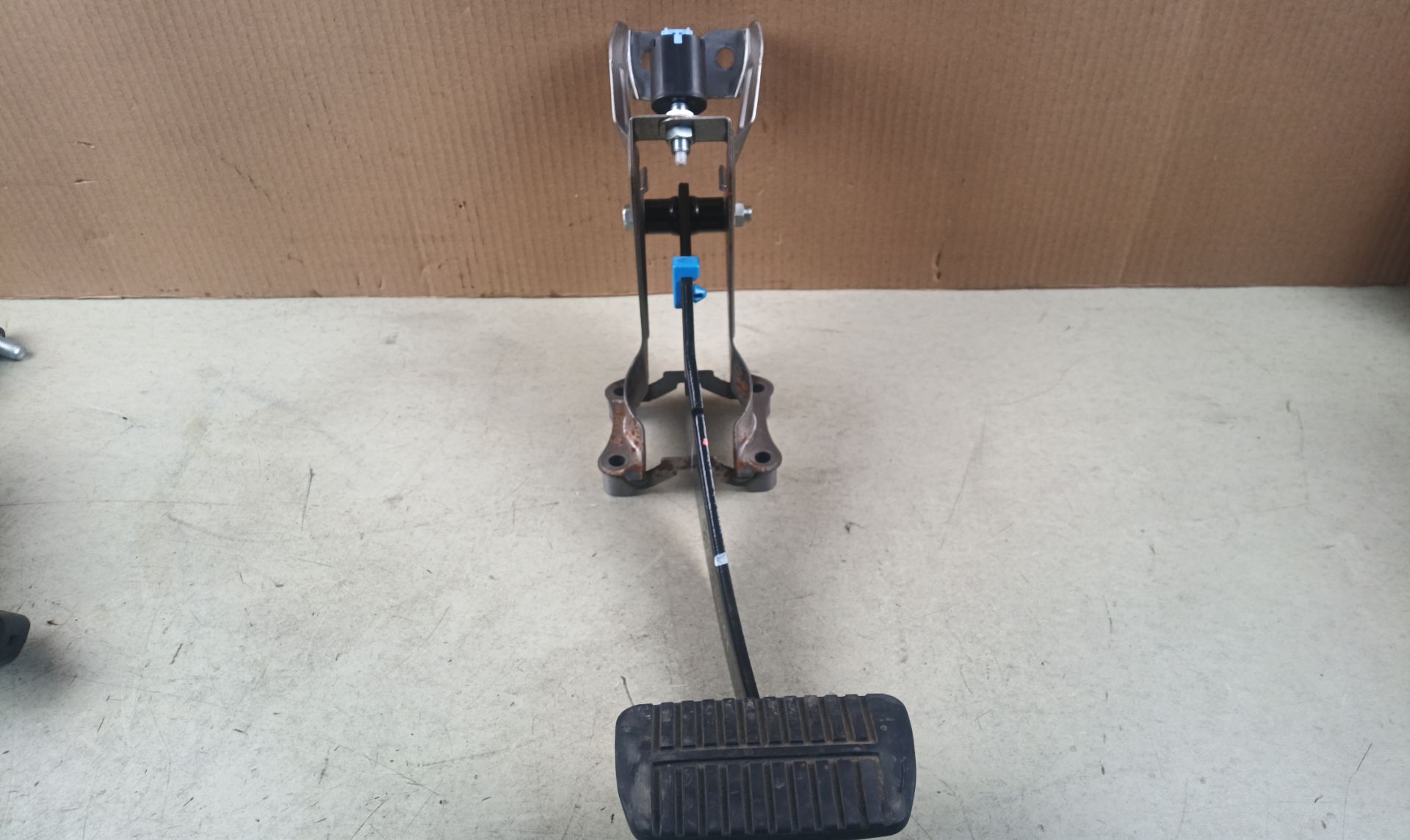 PEDAL FRENO Subaru Outback (B15)