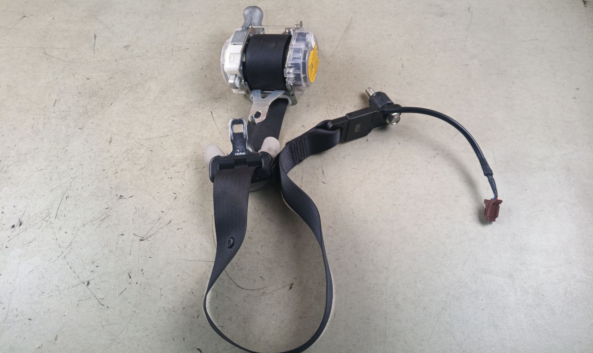 CINTURON SEGURIDAD DELANTERO DERECHO Subaru Outback (B15)