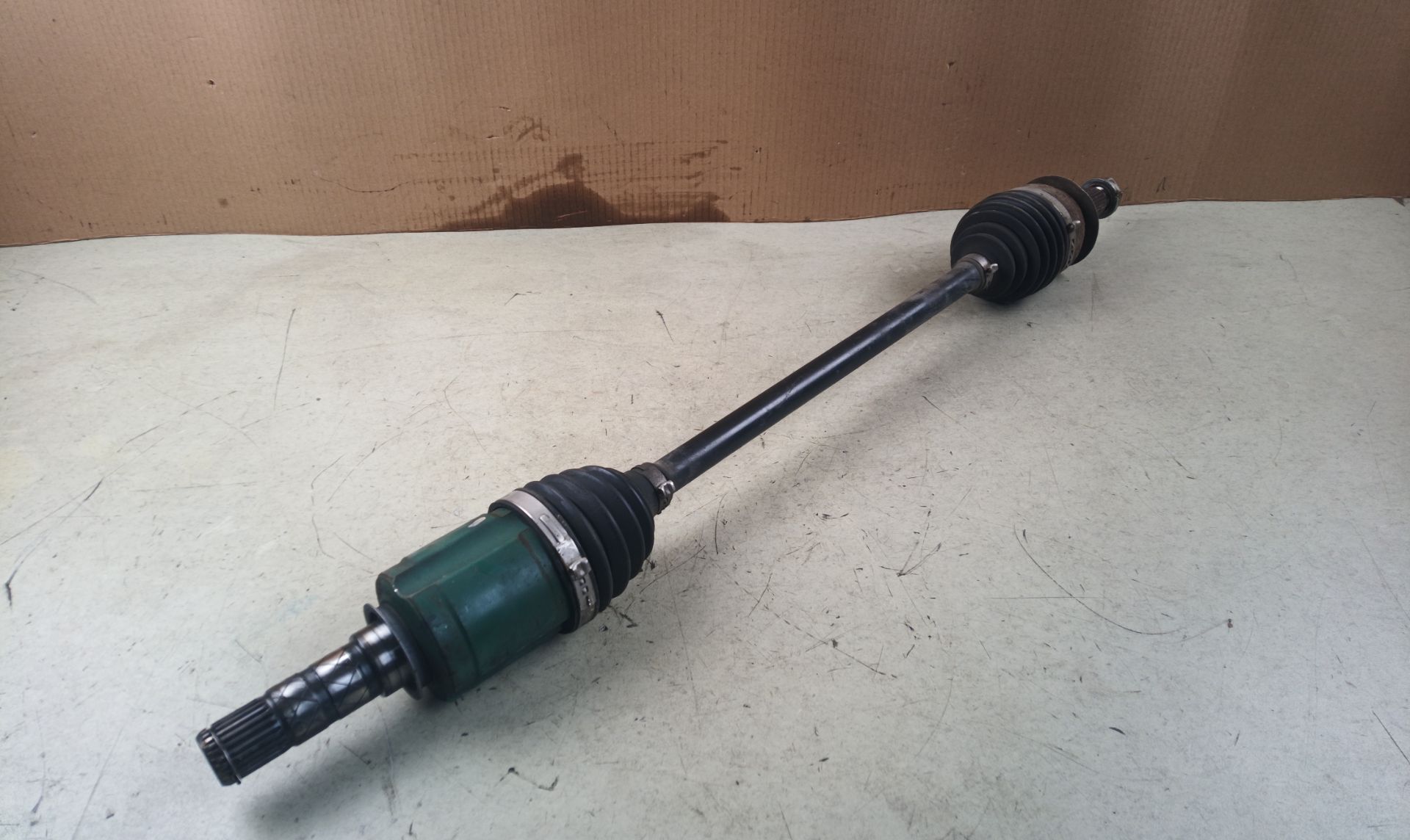 TRANSMISION DELANTERA DERECHA Subaru Outback (B15)