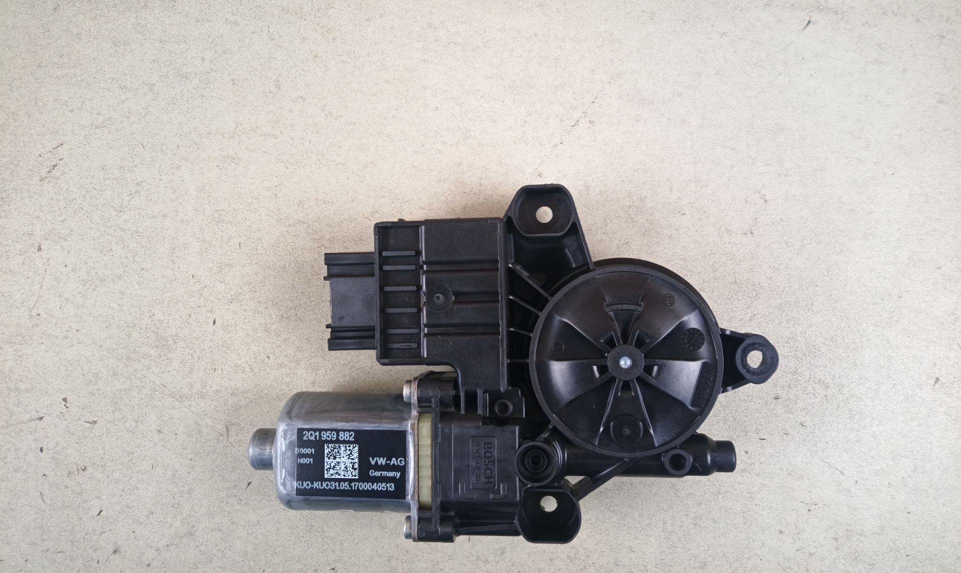 MOTOR ELEVALUNAS DELANTERO DERECHO