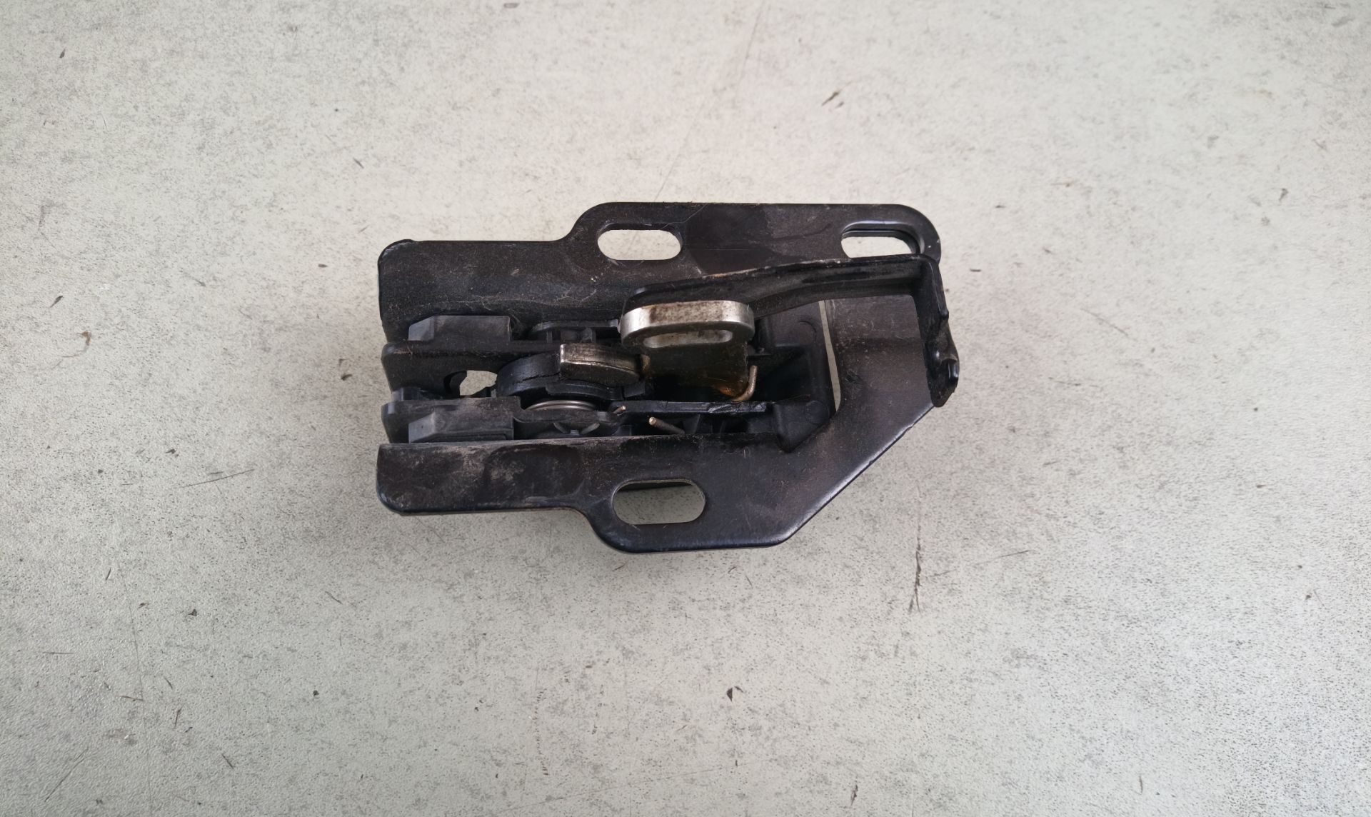 CERRADURA MALETERO / PORTON Citroen Berlingo Furgón