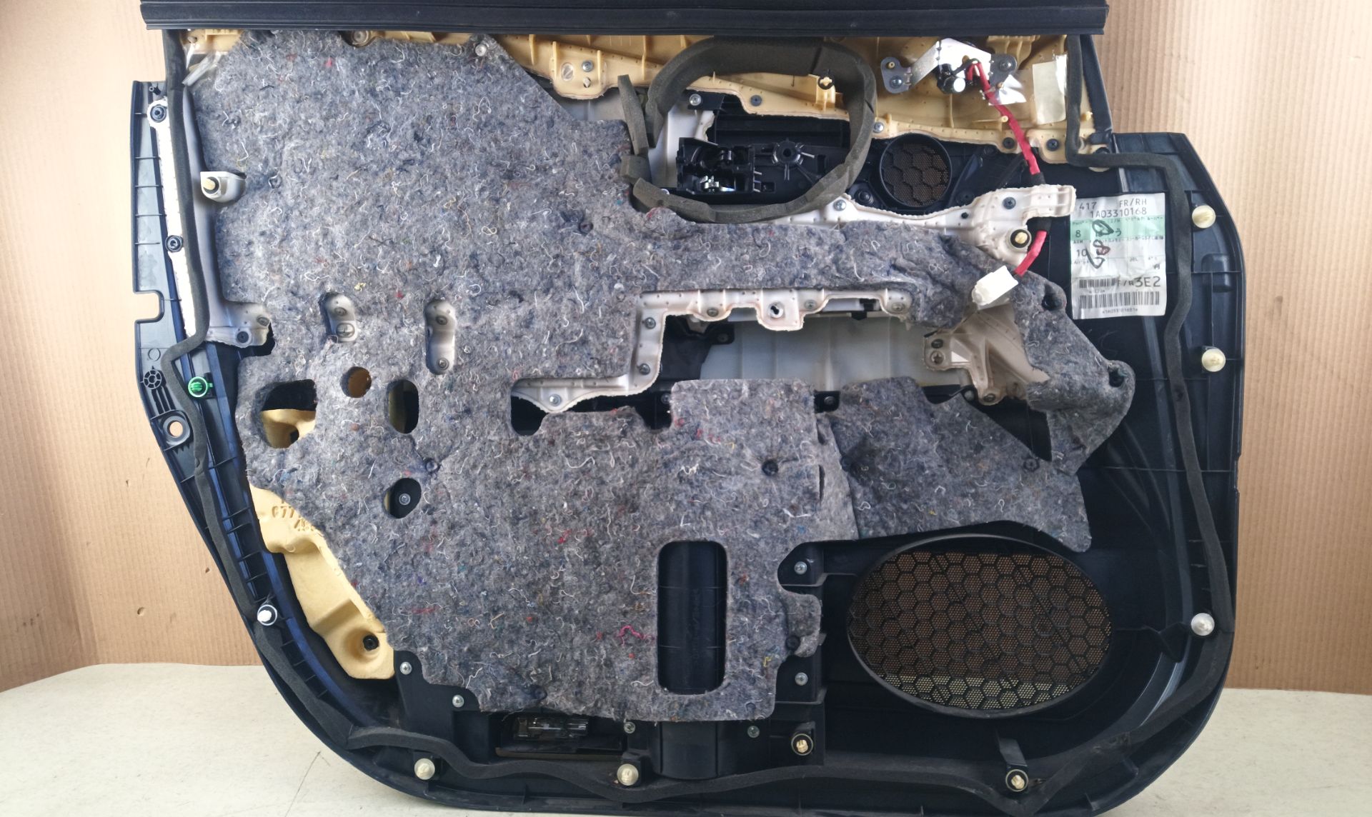 GUARNECIDO PUERTA DELANTERA DERECHA Lexus RX (GGL1/GYL1)