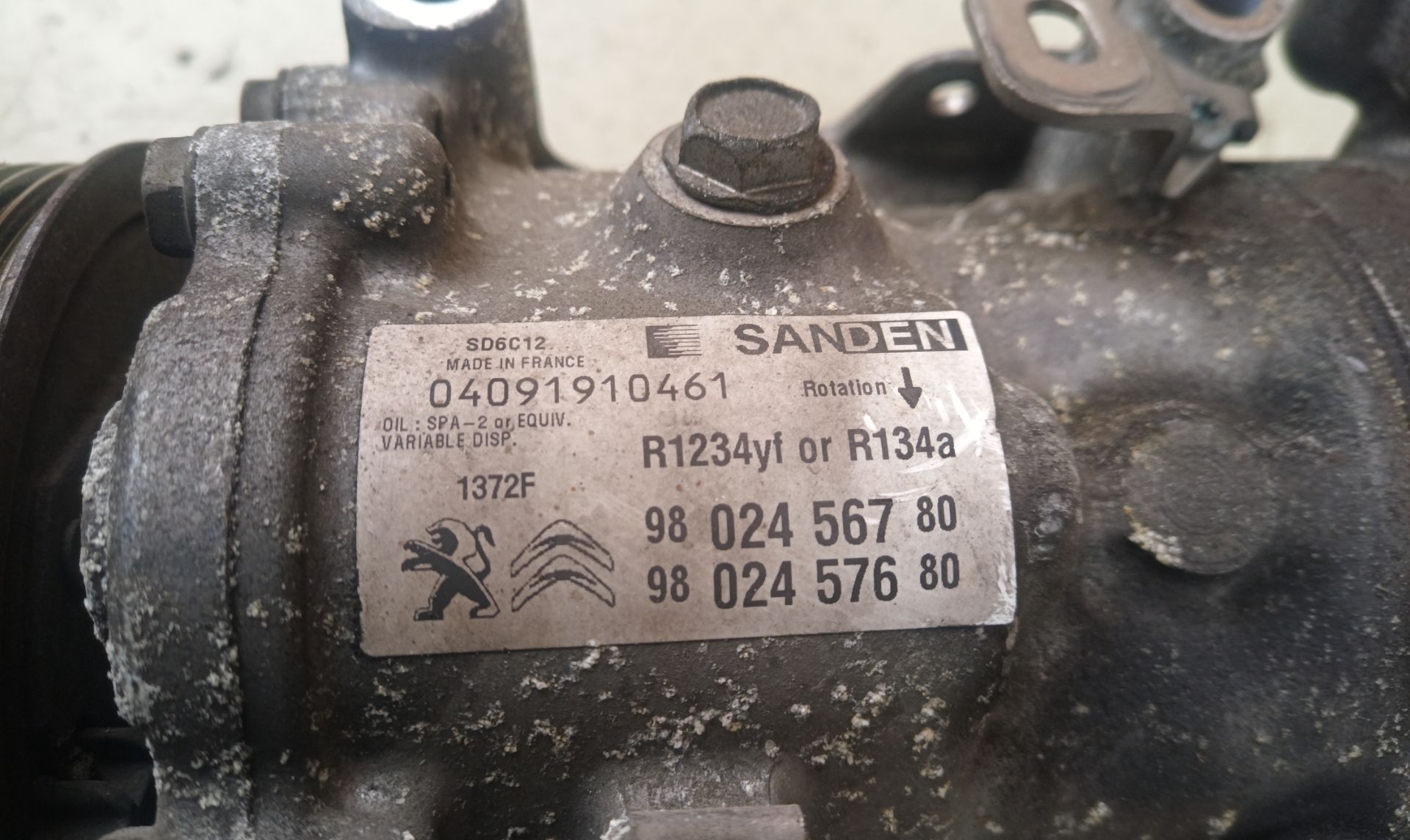 COMPRESOR AIRE ACONDICIONADO