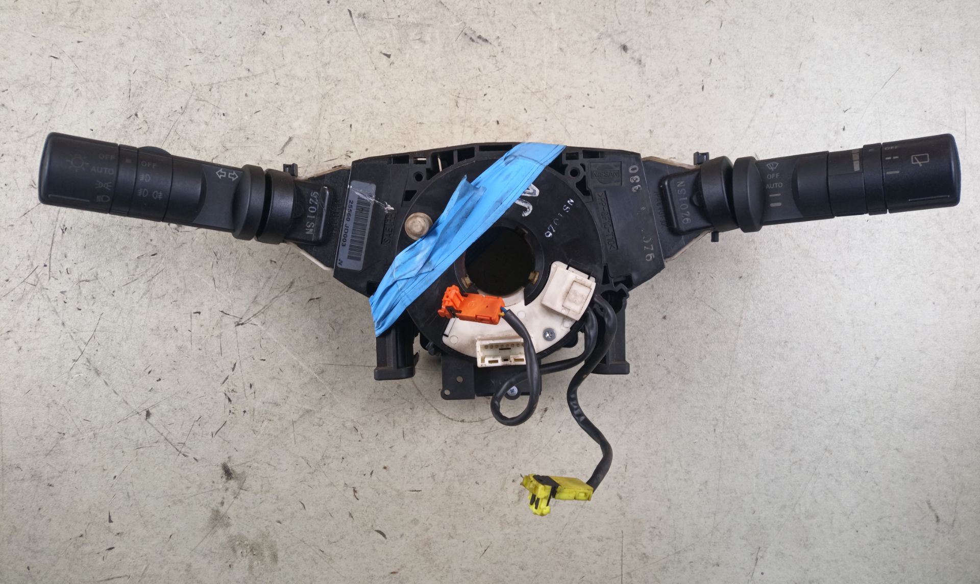 MANDO MULTIFUNCION Nissan Qashqai +2 (JJ10)