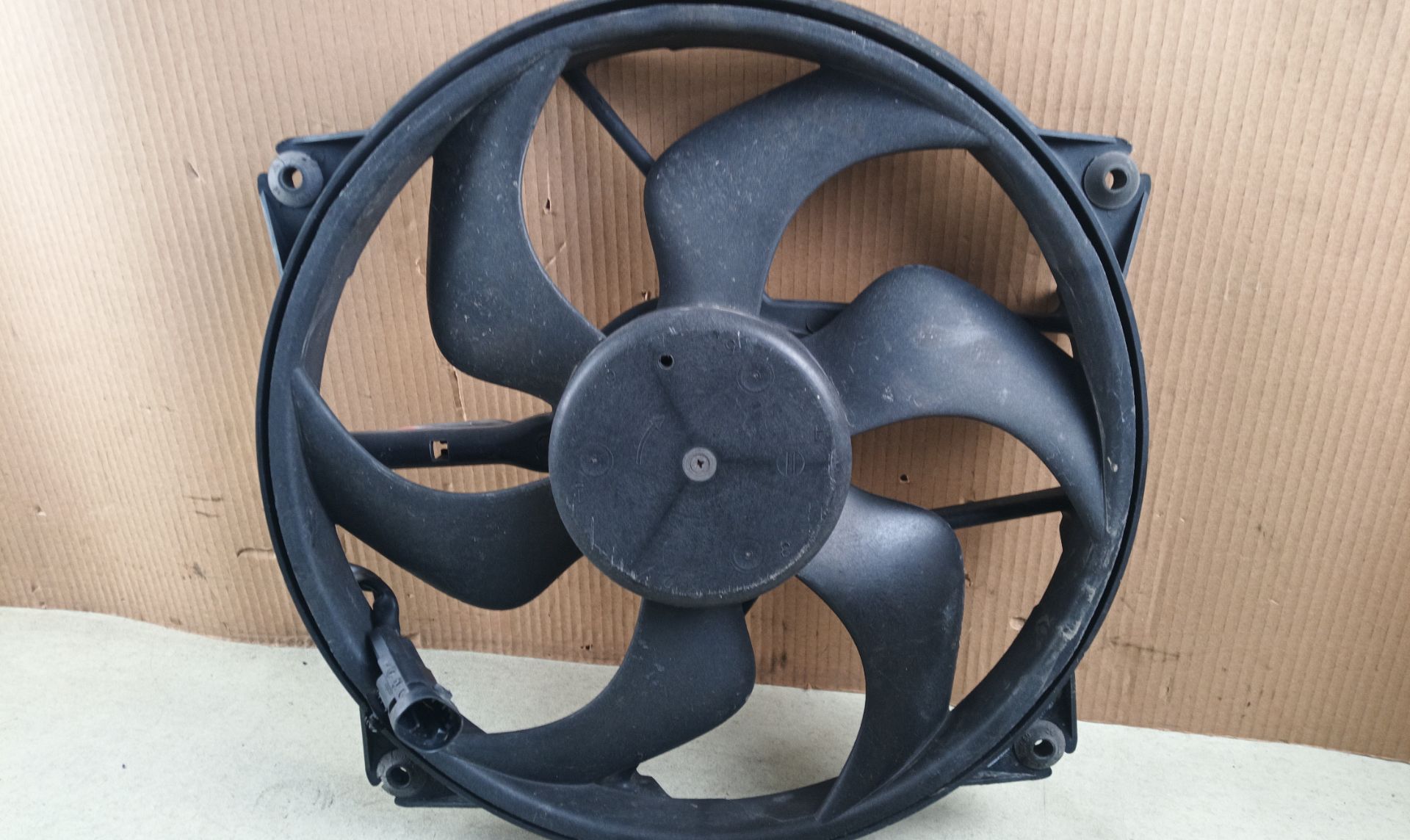 ELECTROVENTILADOR Citroen C4 Berlina