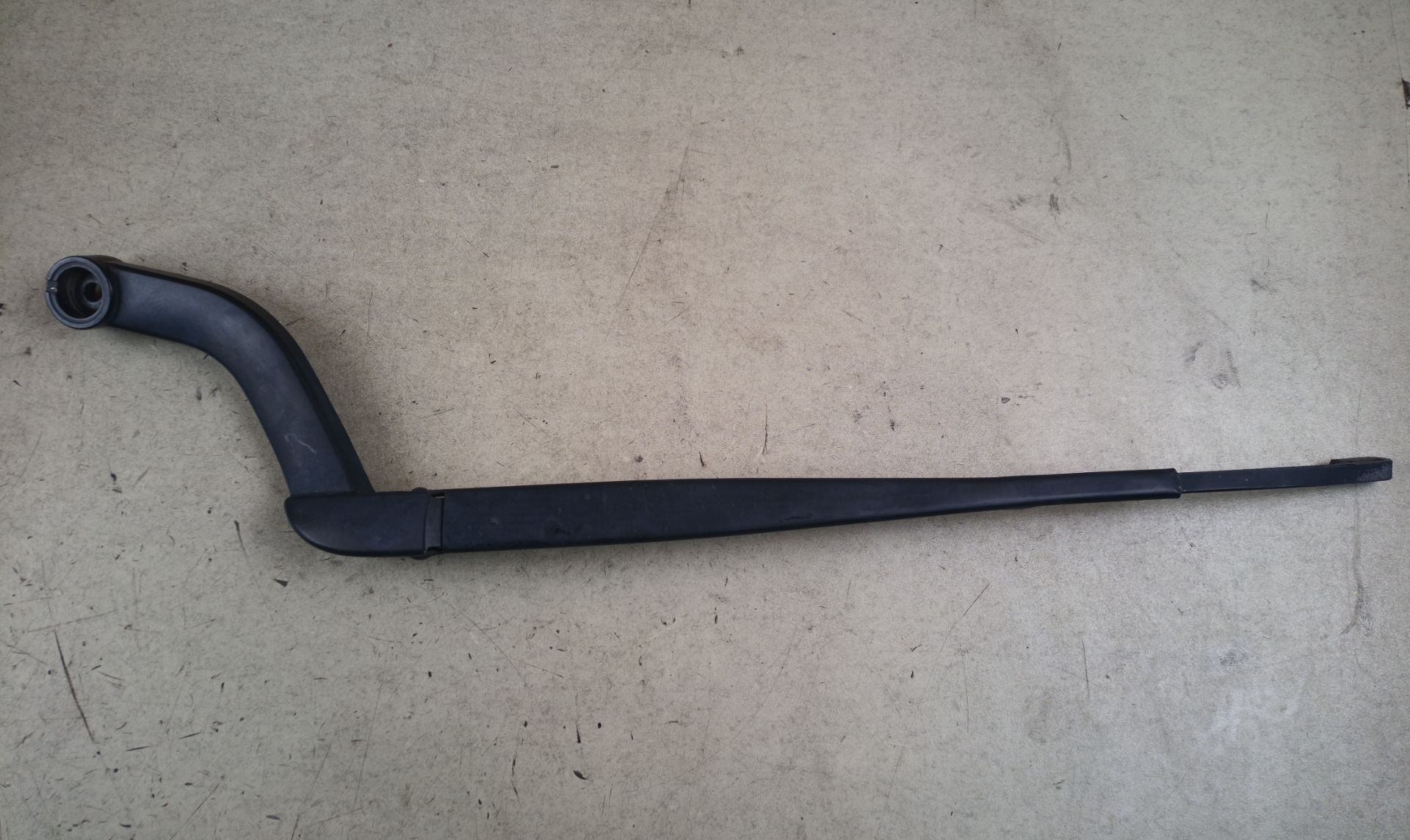 BRAZO LIMPIA DELANTERO IZQUIERDO Land Rover Discovery