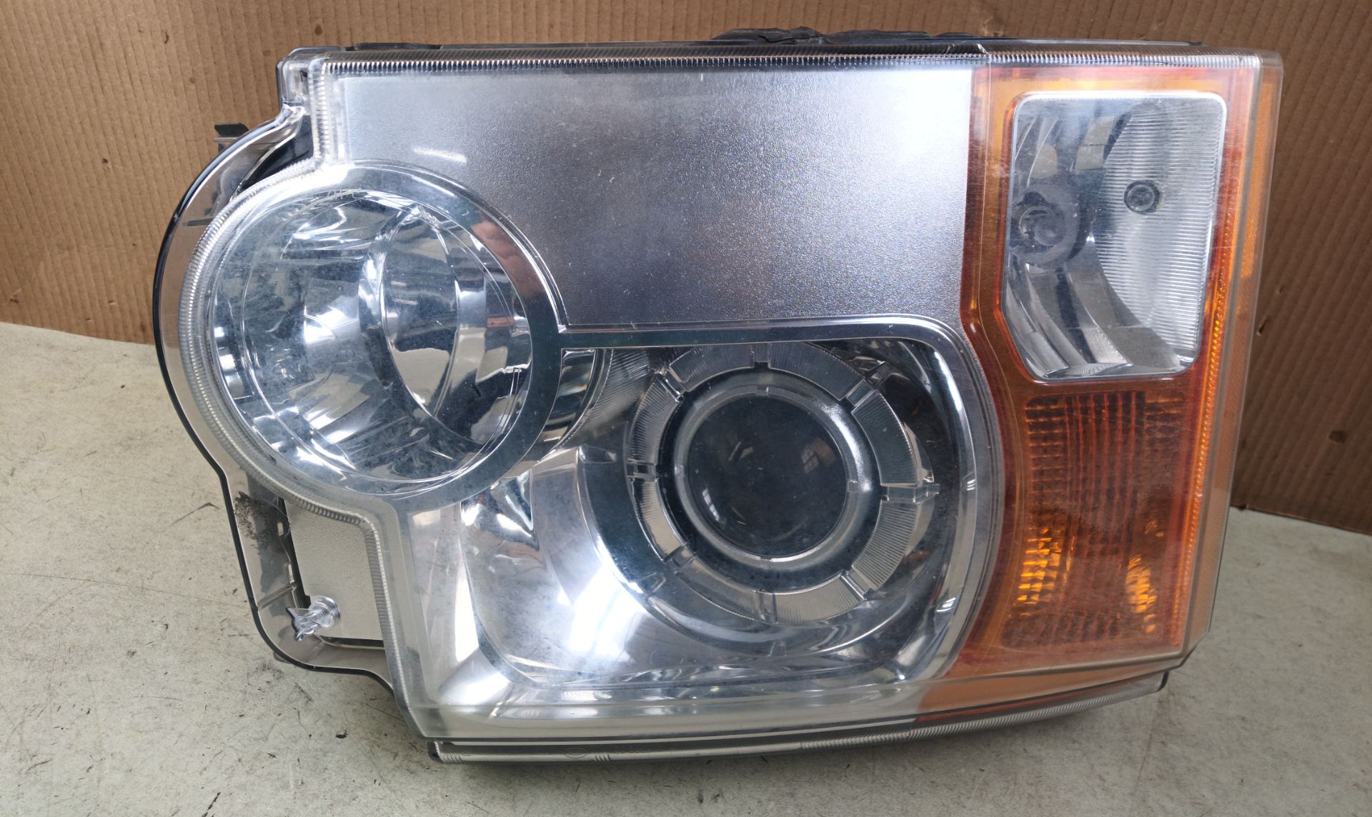 FARO DERECHO Land Rover Discovery