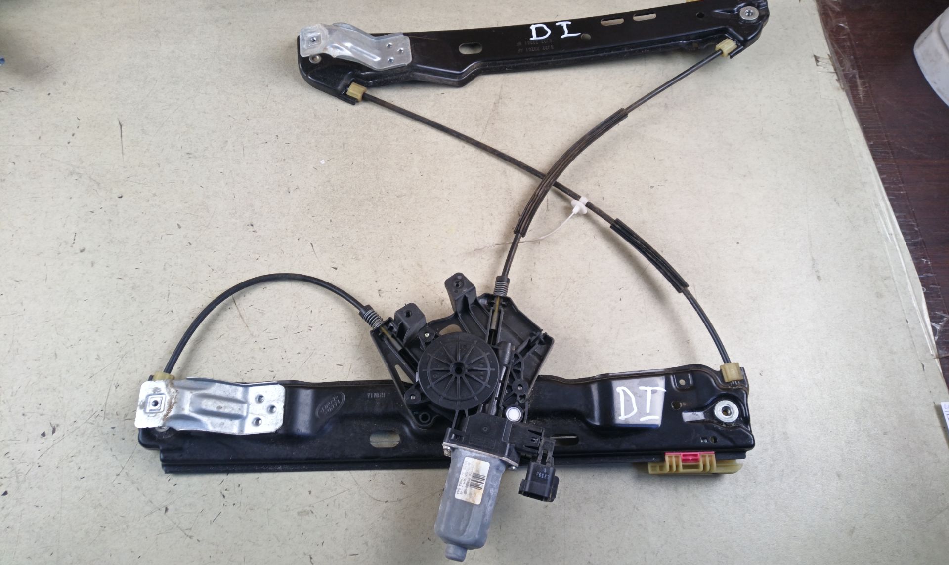 ELEVALUNAS DELANTERO IZQUIERDO Land Rover Range Rover Evoque