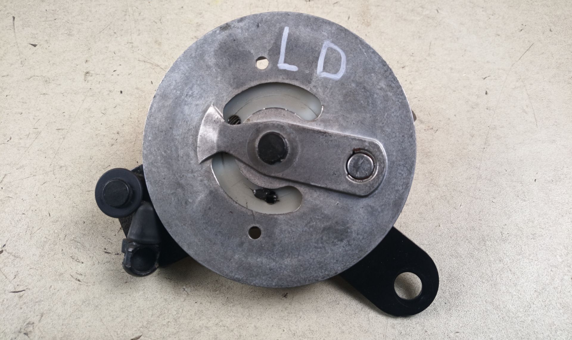 RETENEDOR PUERTA Land Rover Discovery