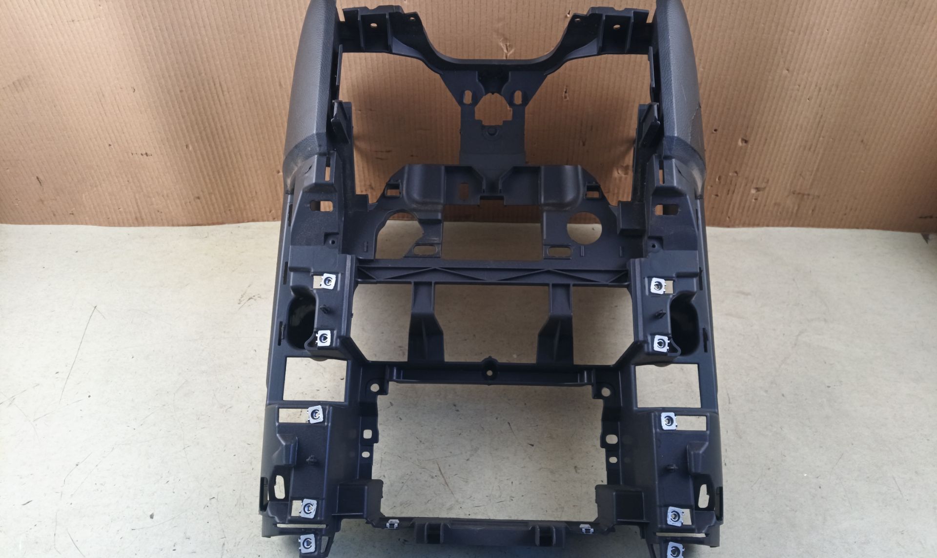 EMBELLECEDOR SALPICADERO Land Rover Discovery