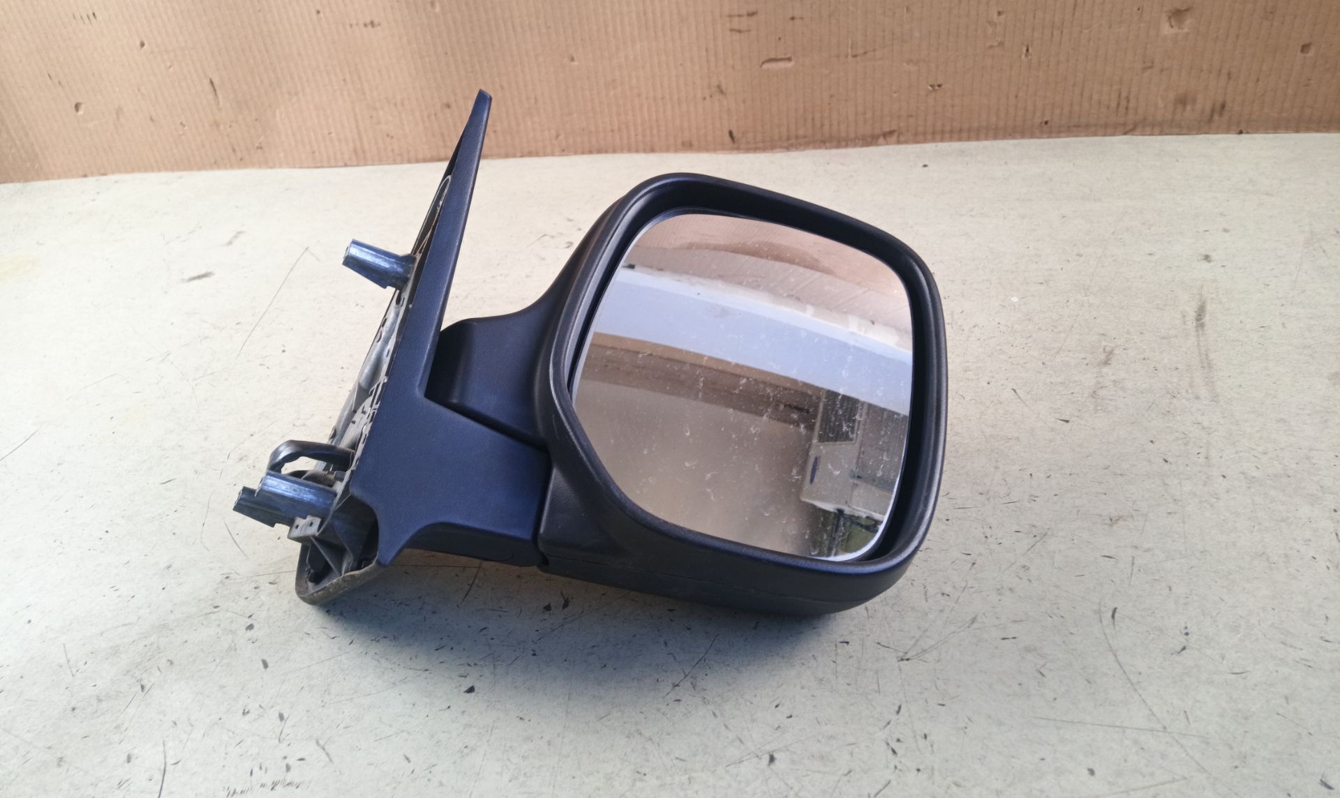 RETROVISOR DERECHO Citroen Berlingo
