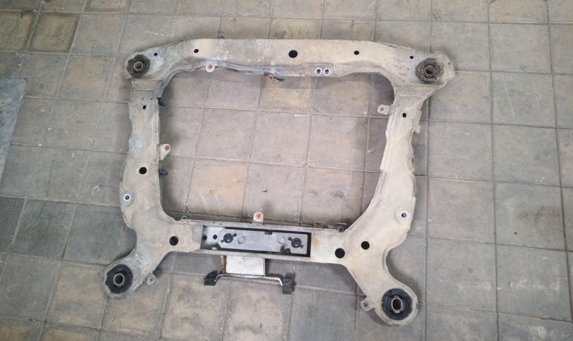PUENTE DELANTERO Volvo XC70