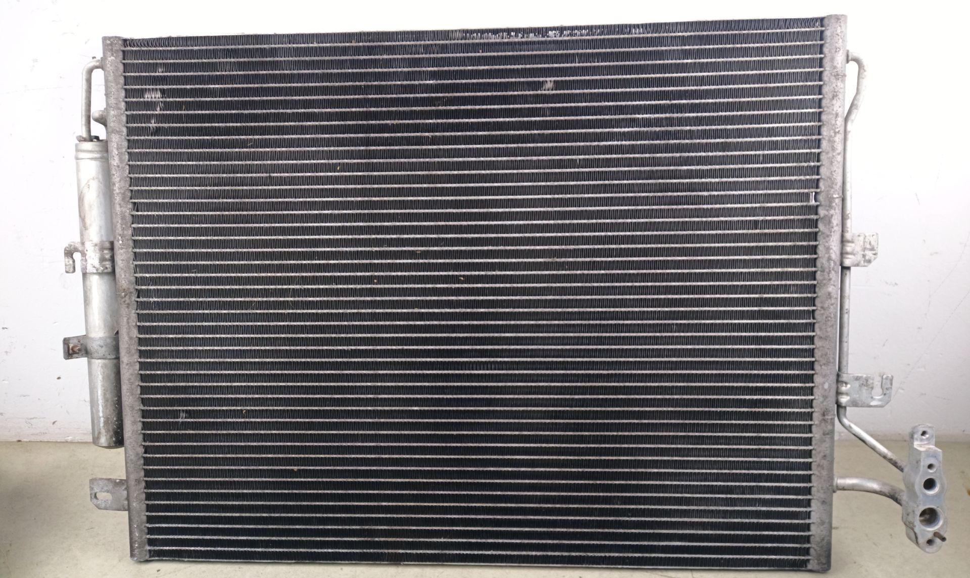 CONDENSADOR / RADIADOR  AIRE ACONDICIONADO Land Rover Discovery