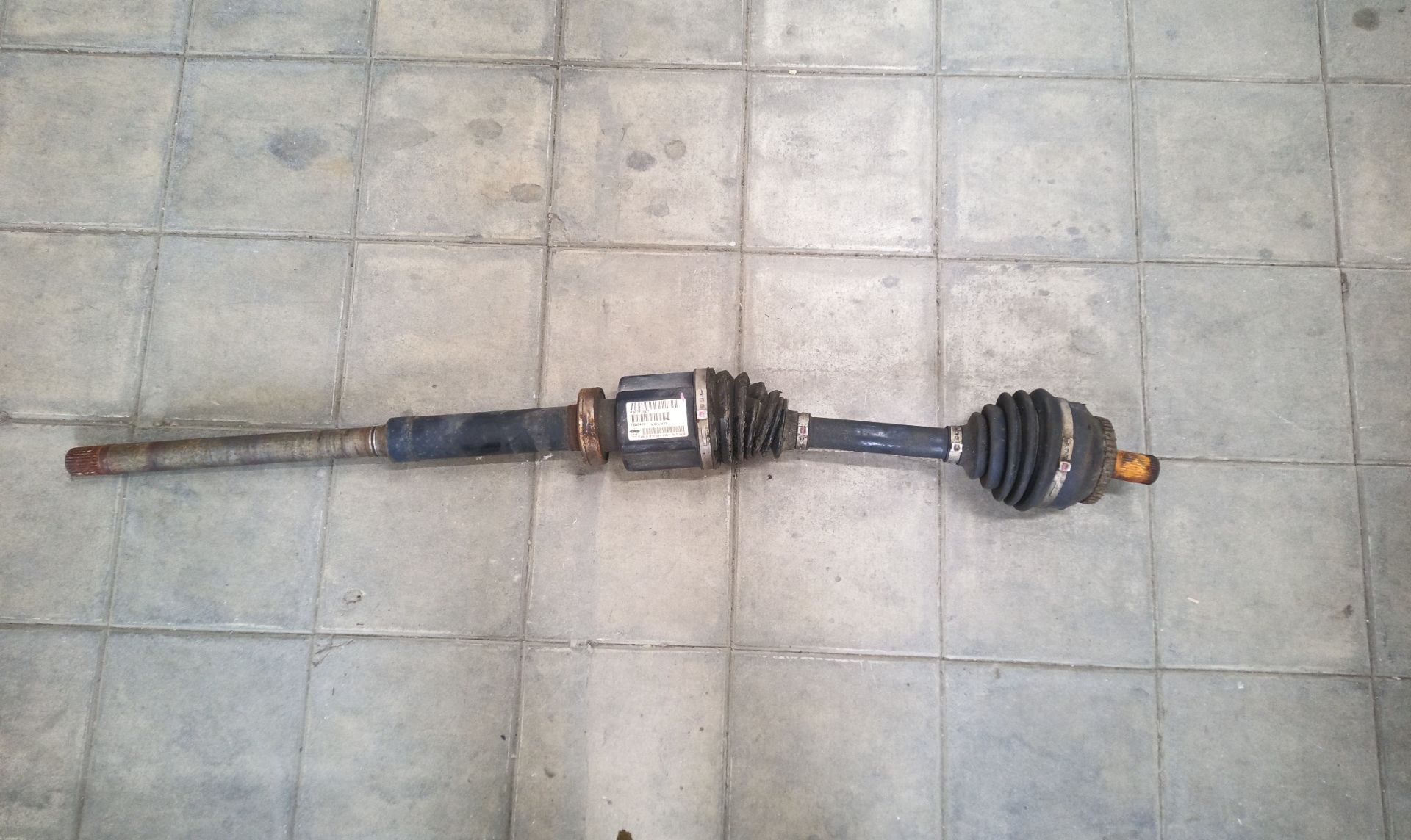 TRANSMISION DELANTERA DERECHA Volvo XC70