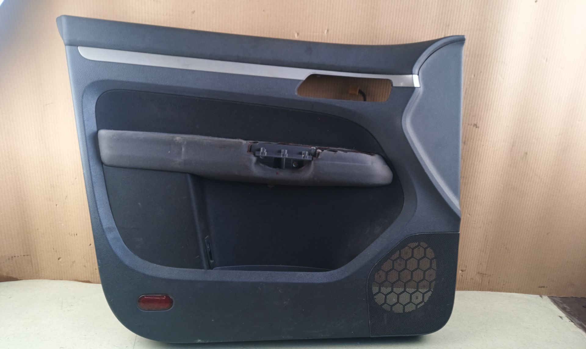 GUARNECIDO PUERTA DELANTERA IZQUIERDA Volkswagen Touran (1T2)