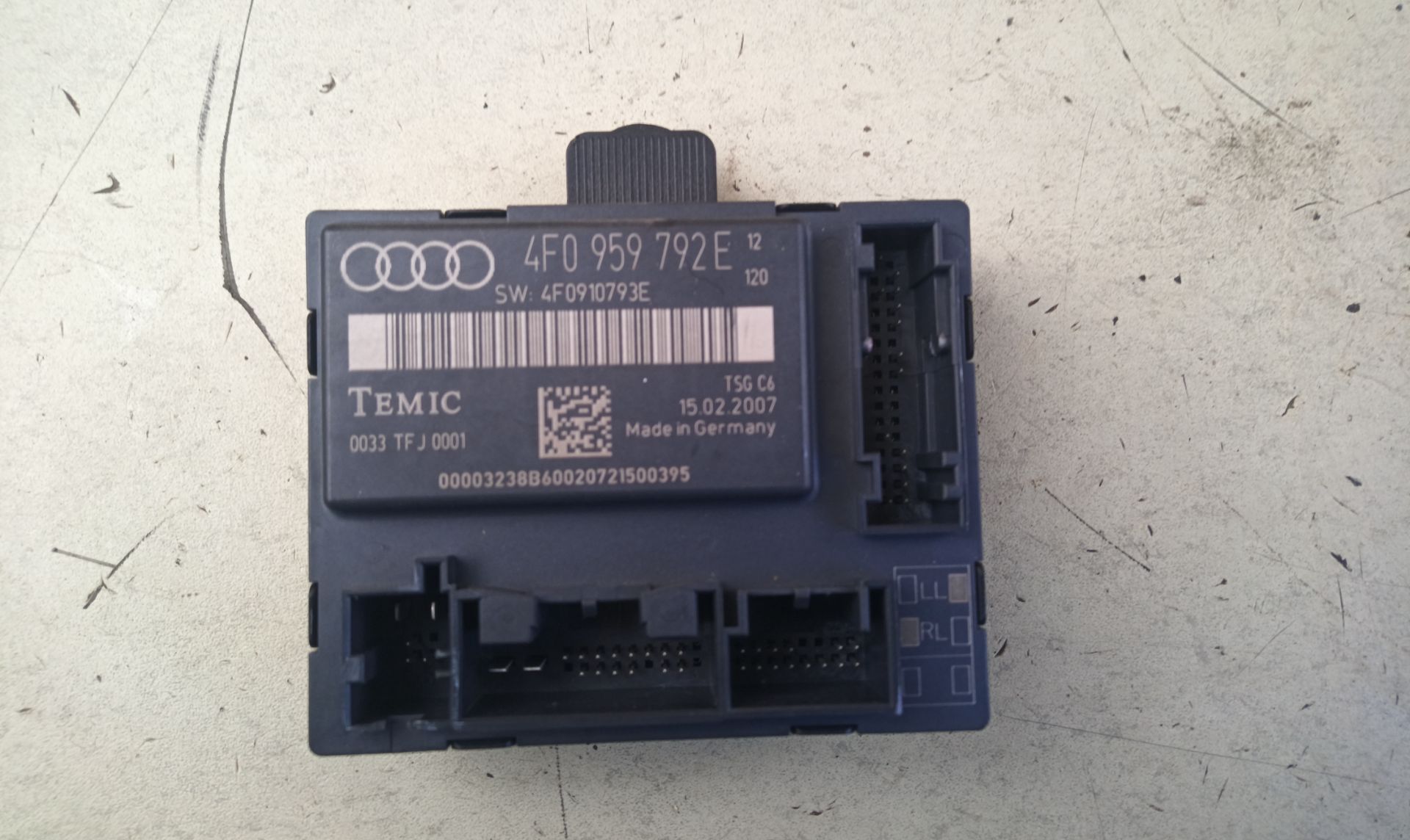 MODULO CONFORT Audi A6 Berlina (4F2)