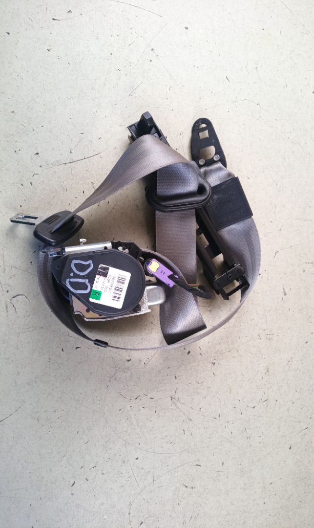 CINTURON SEGURIDAD DELANTERO DERECHO Audi A6 Berlina (4F2)