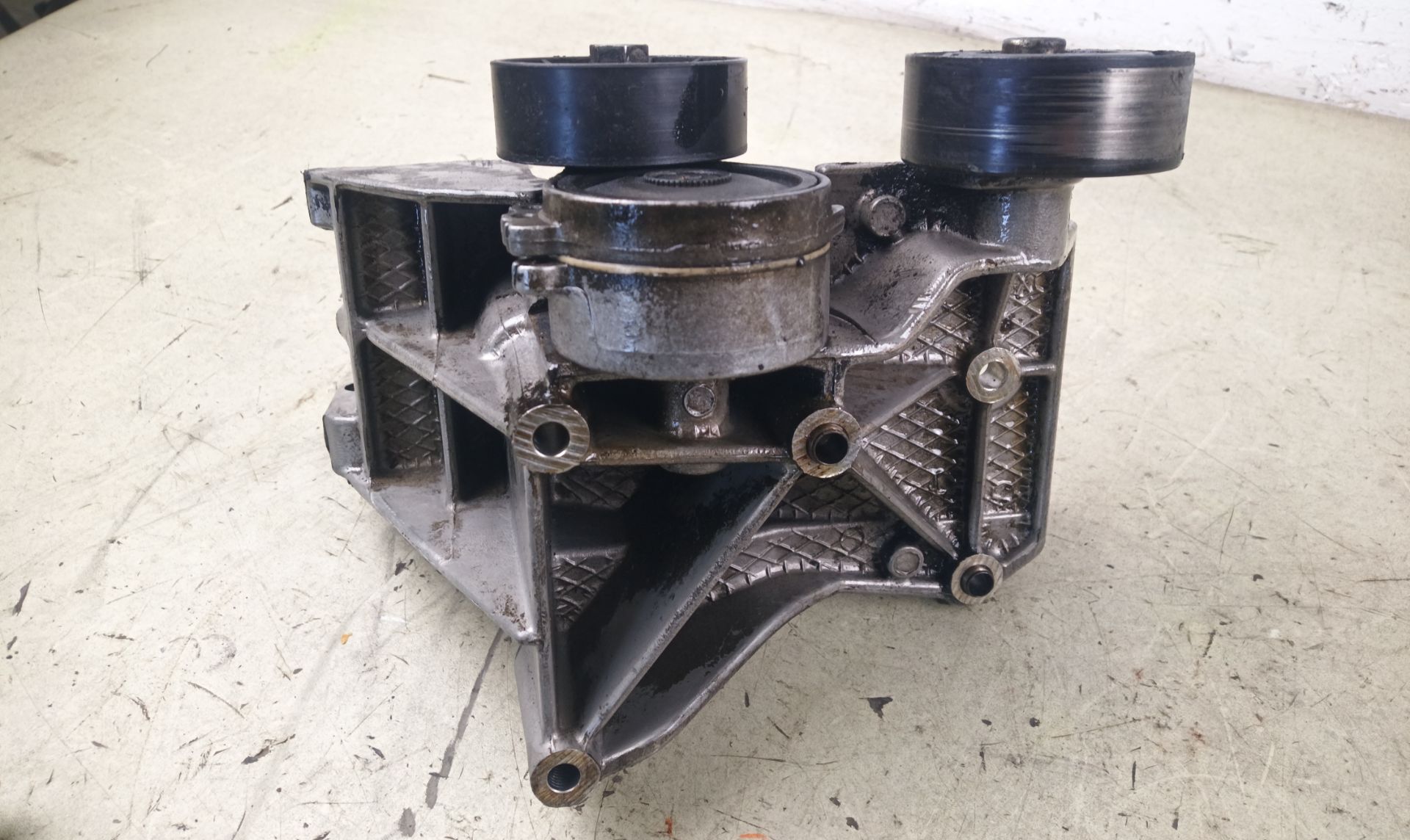 SOPORTE ALTERNADOR