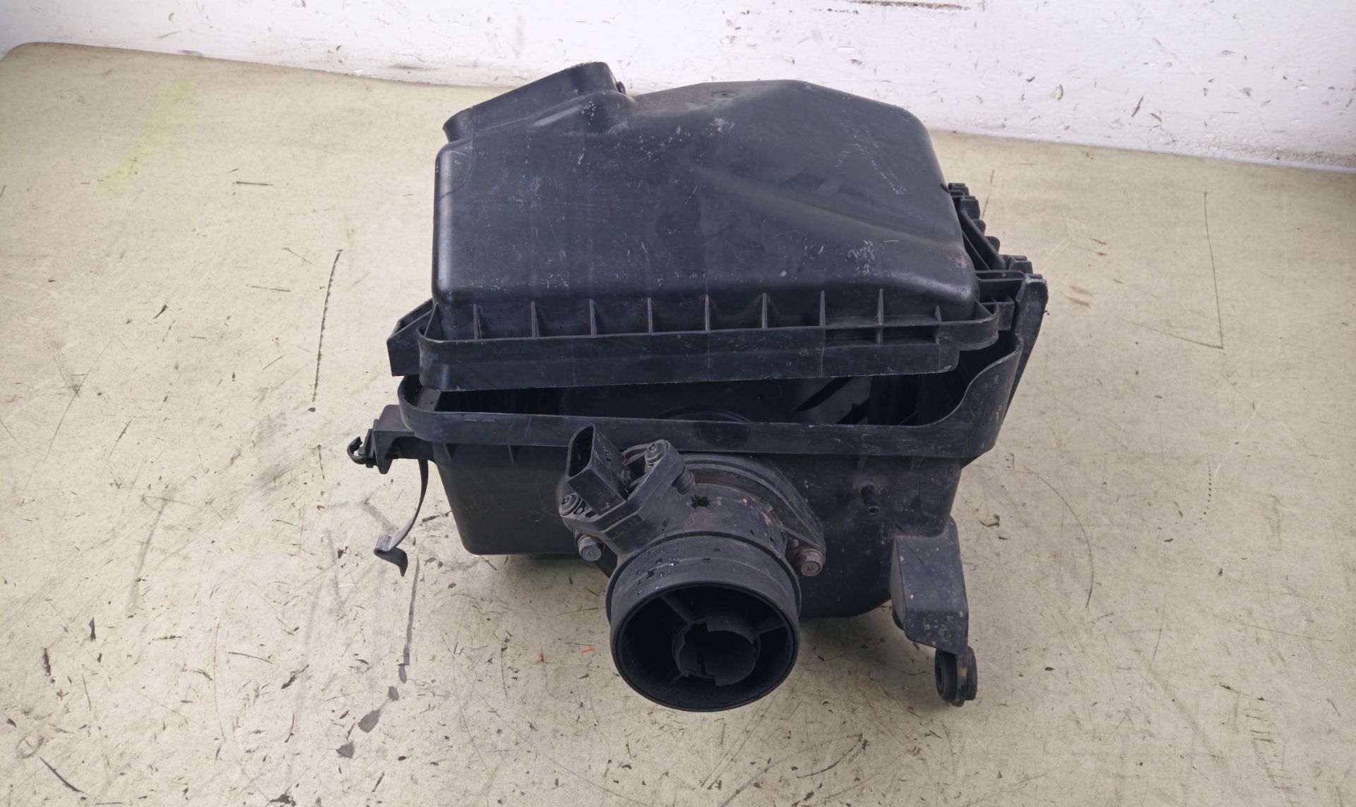 CAJA FILTRO AIRE Mitsubishi Outlander (CW0)