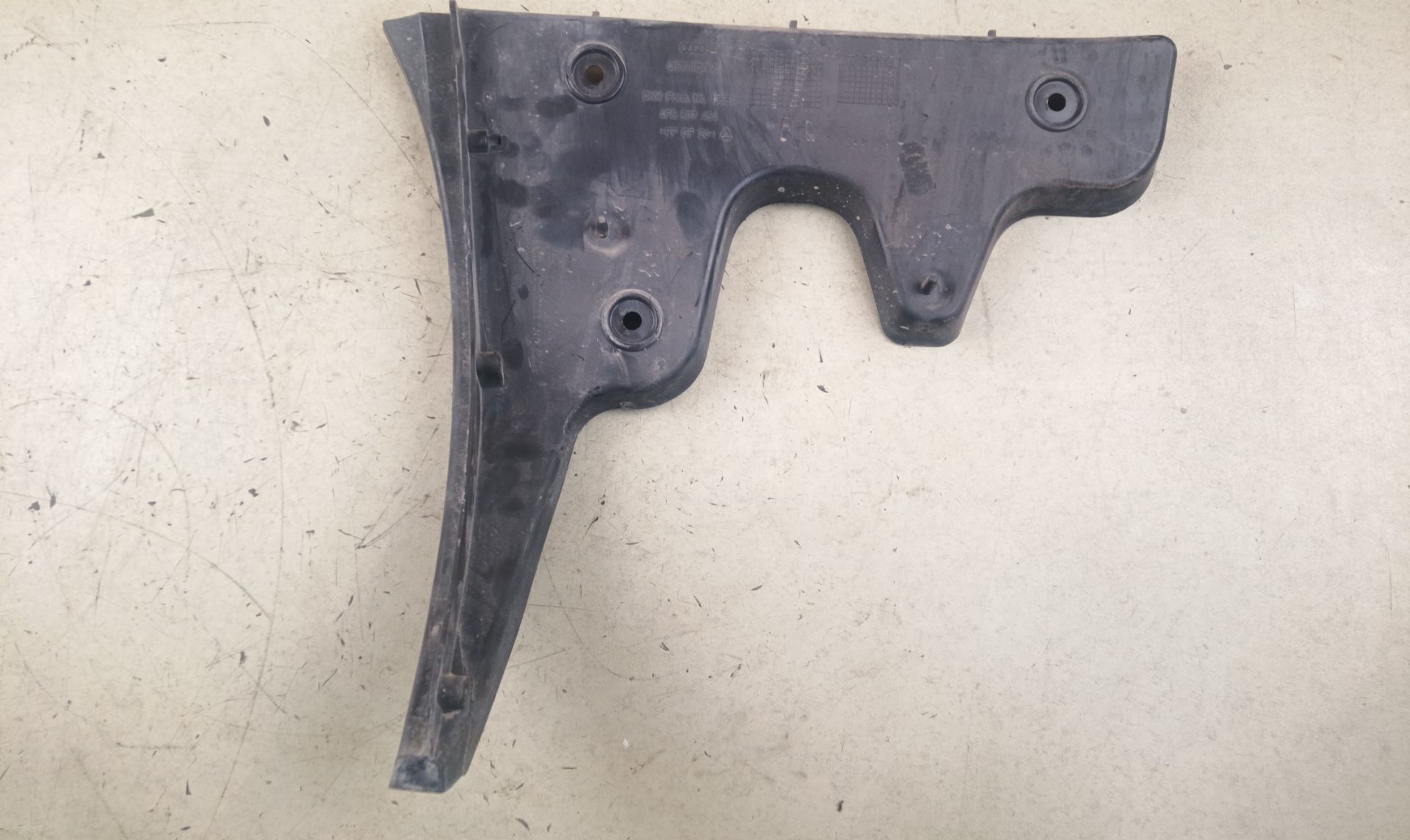 SOPORTE PARAGOLPES TRASERO Audi A6 Berlina (4F2)