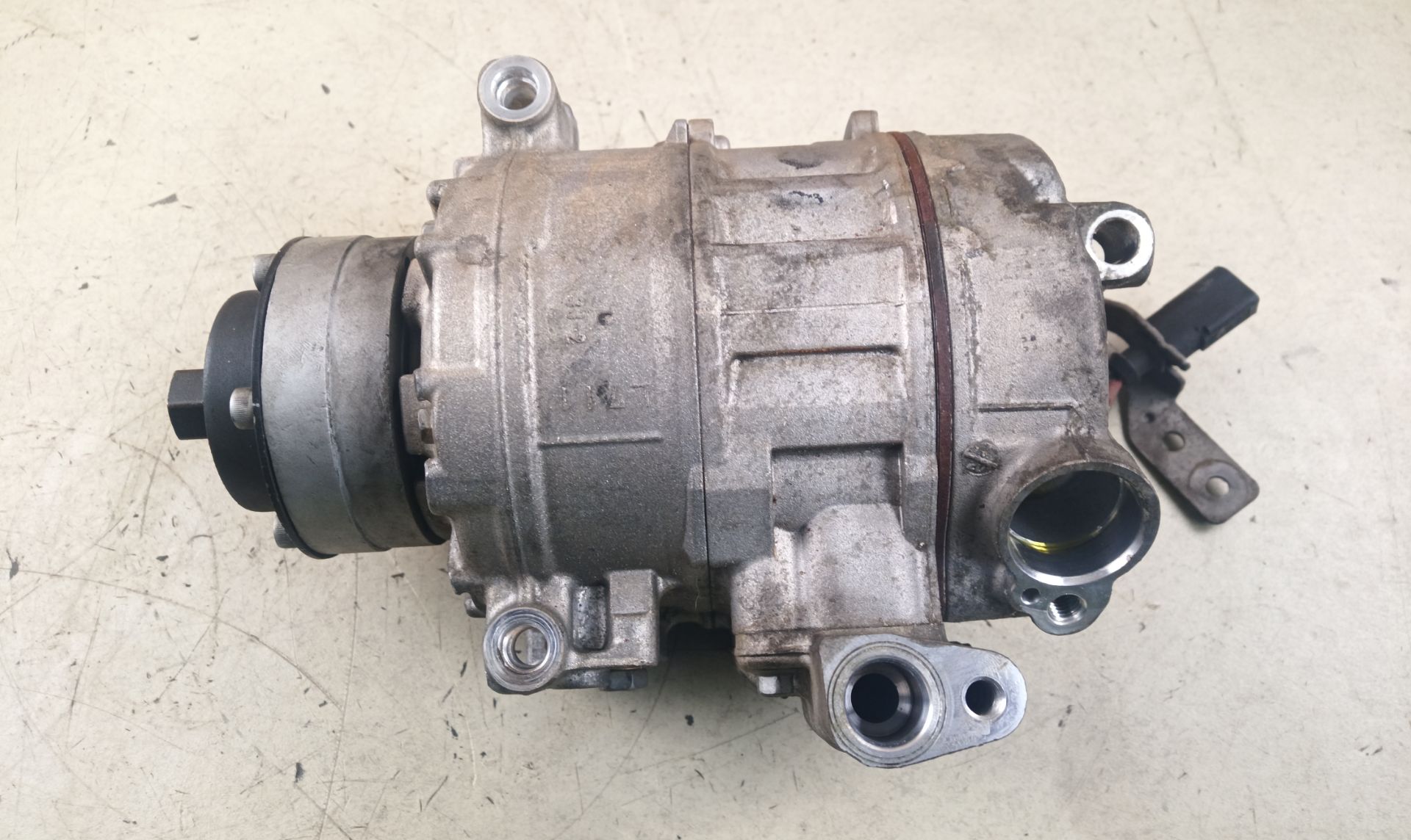 COMPRESOR AIRE ACONDICIONADO Audi A6 Berlina (4F2)