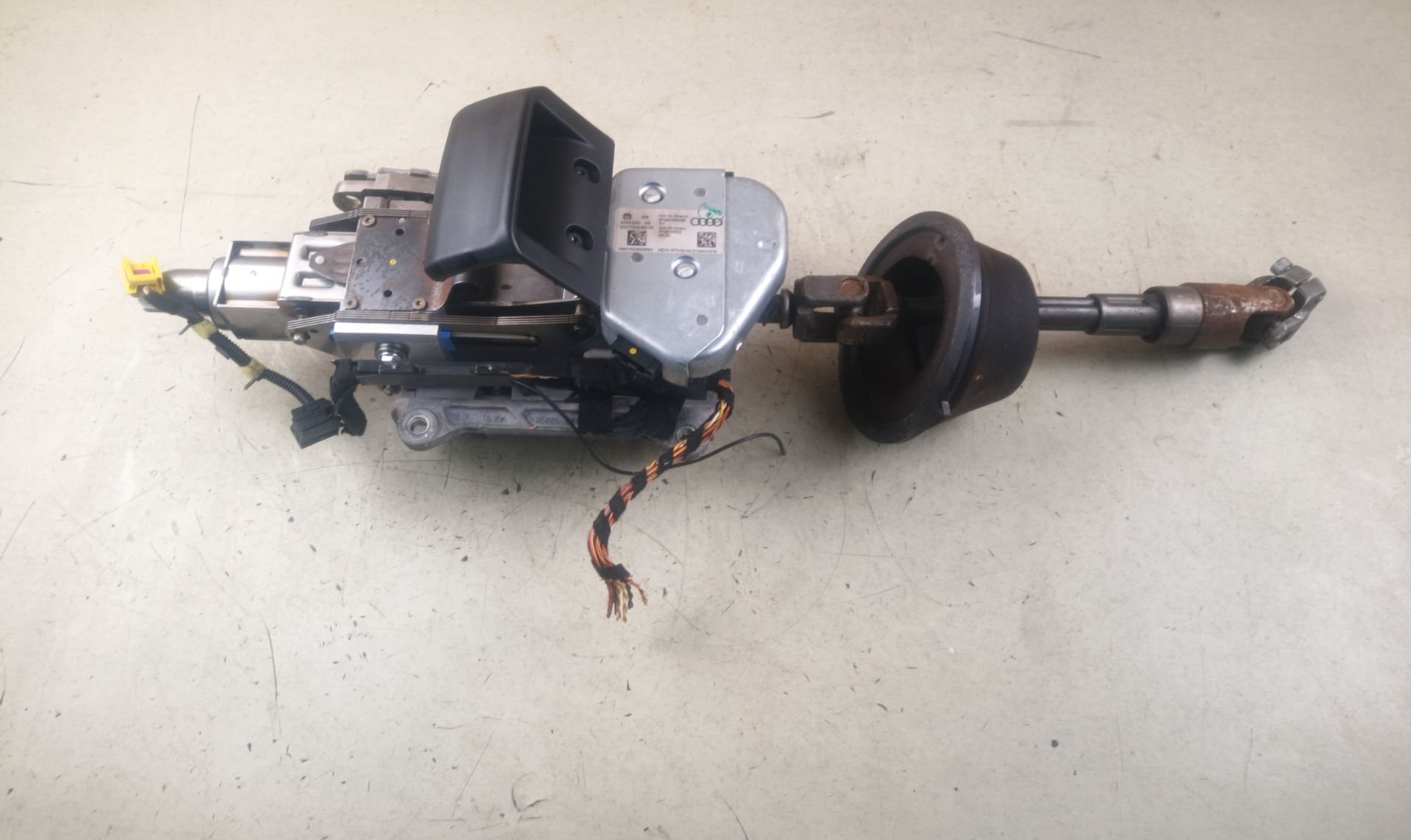 COLUMNA DIRECCION Audi A6 Berlina (4F2)