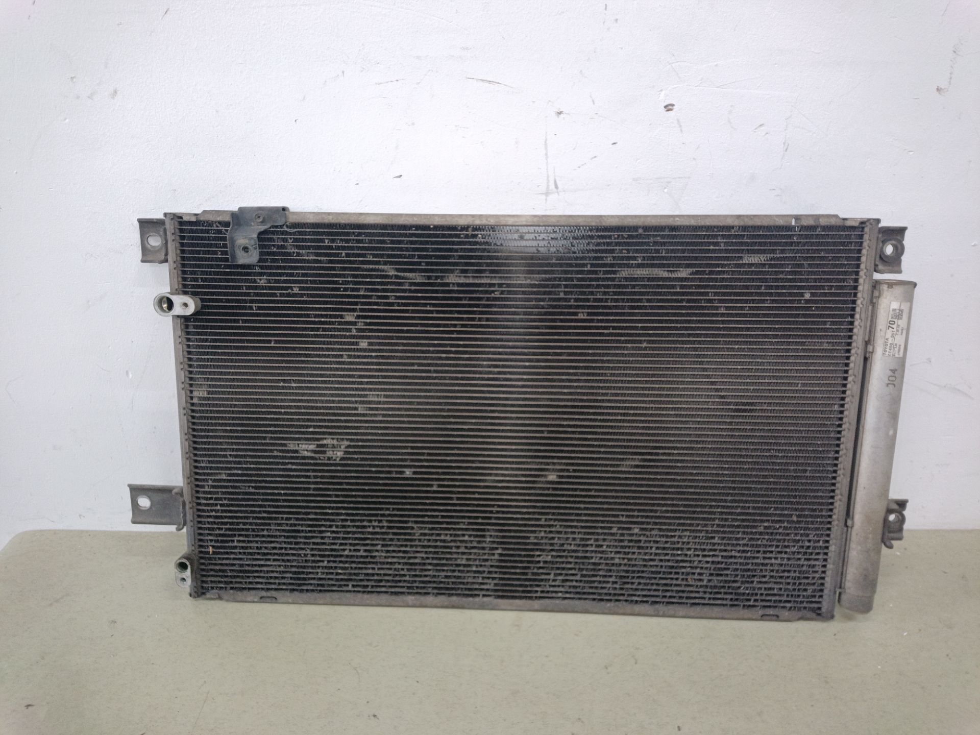 CONDENSADOR / RADIADOR  AIRE ACONDICIONADO Toyota Avensis Berlina (T25)