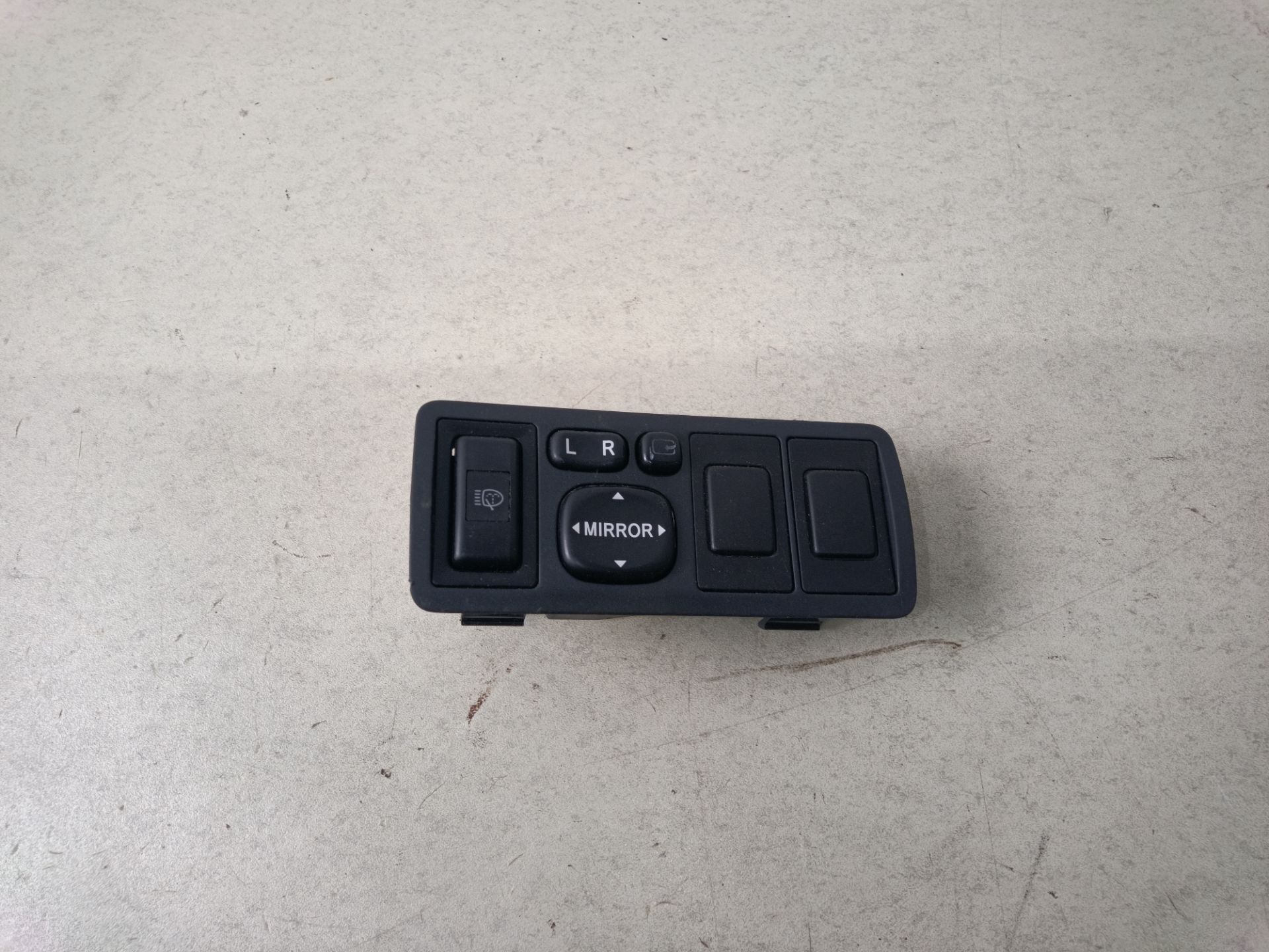 MANDO RETROVISOR Toyota Avensis Berlina (T25)