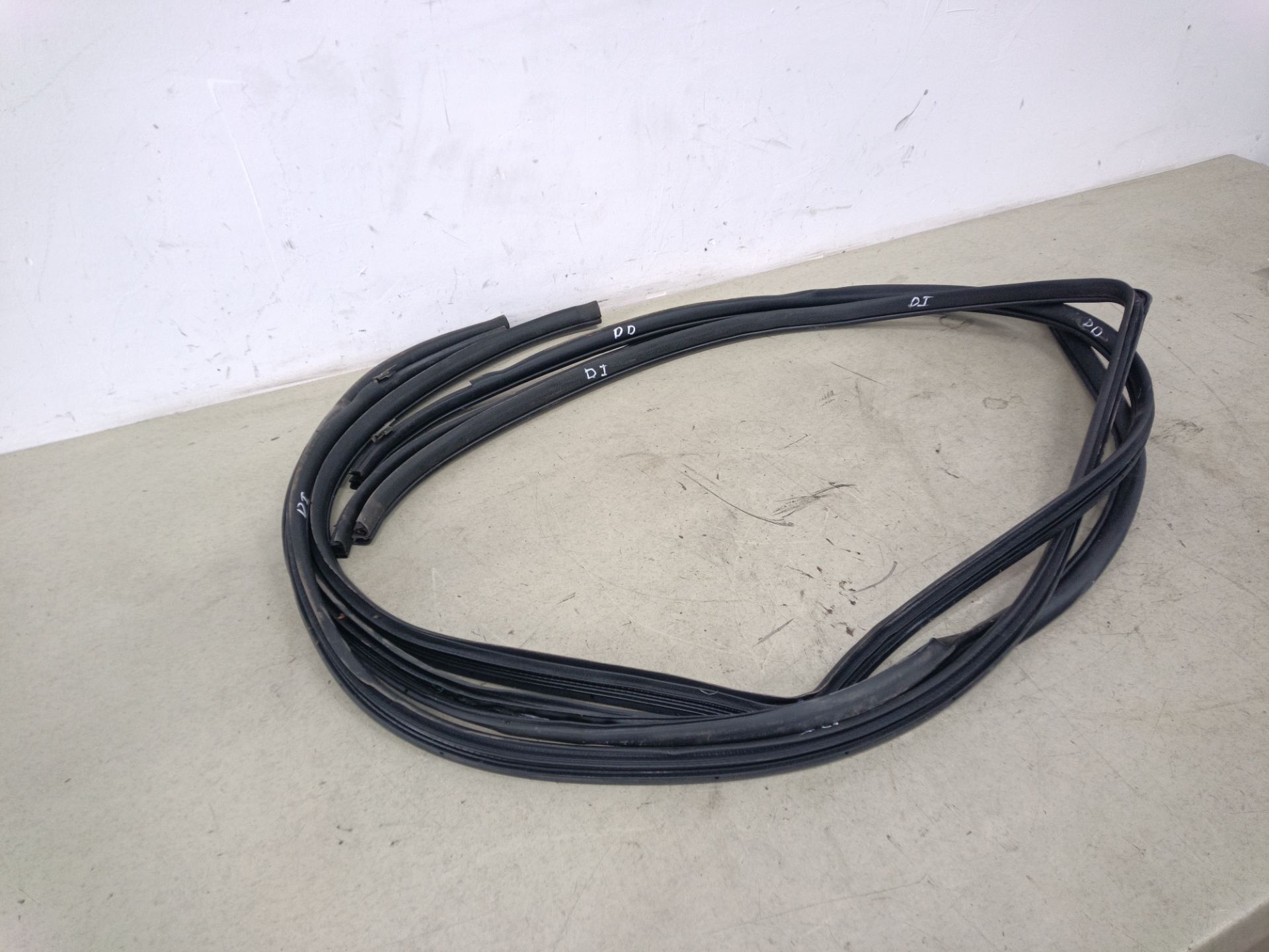 GOMAS CONTORNO PUERTA Toyota Avensis Berlina (T25)