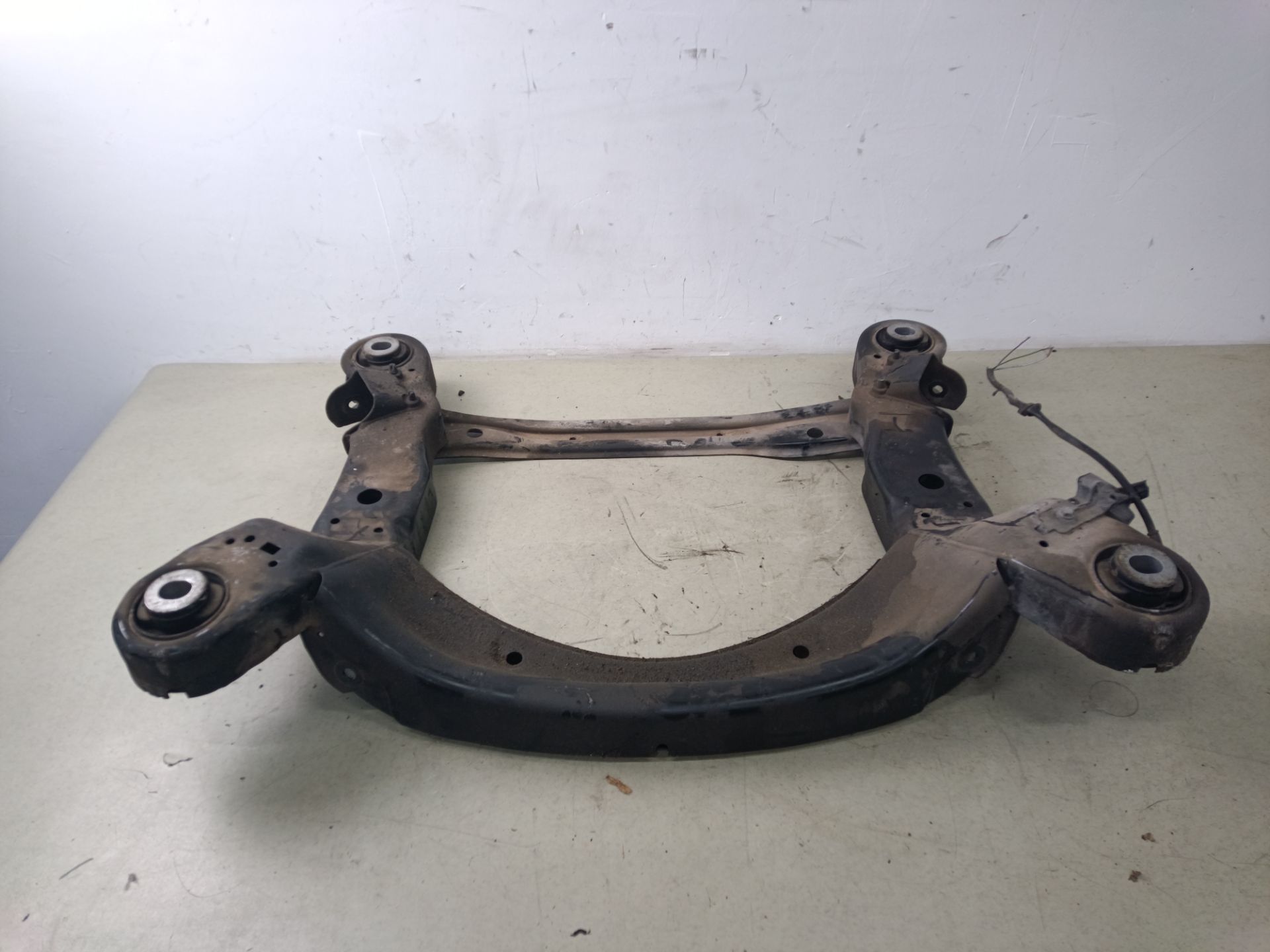 EJE DELANTERO / CUNA MOTOR Audi A6 Berlina (4F2)