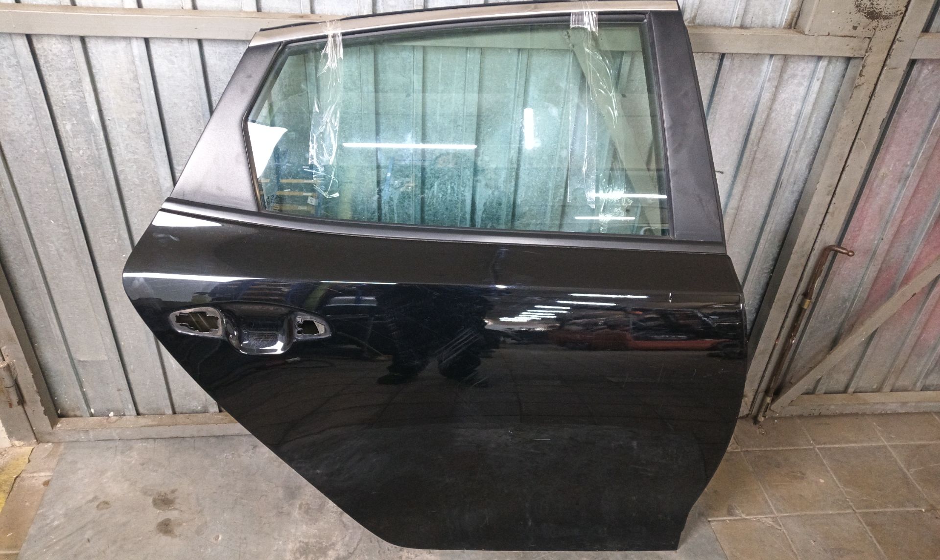 PUERTA TRASERA DERECHA Kia Optima (JF)
