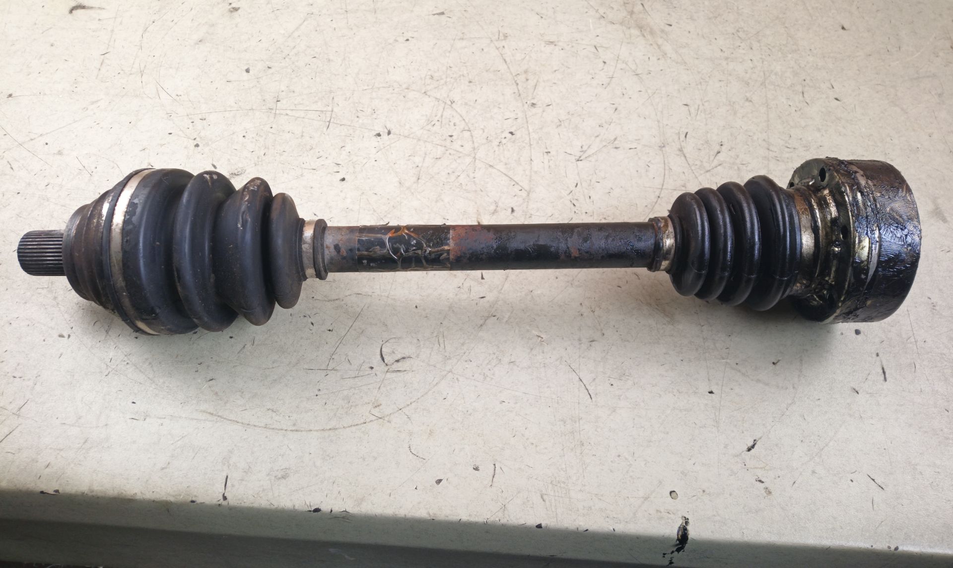 TRANSMISION DELANTERA IZQUIERDA Seat Leon (1M1)