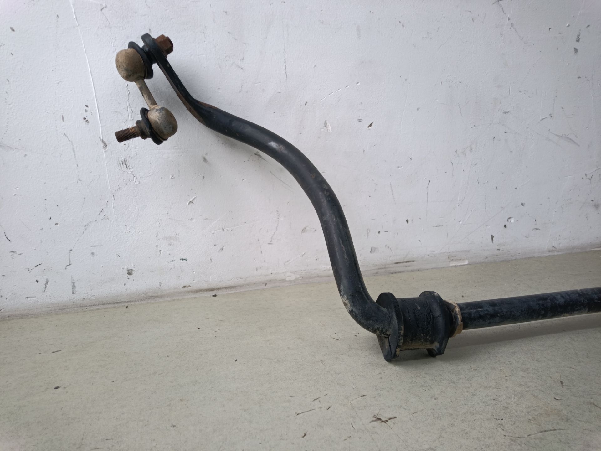 BARRA ESTABILIZADORA DELANTERA Mitsubishi L200 (KA0/KB0)