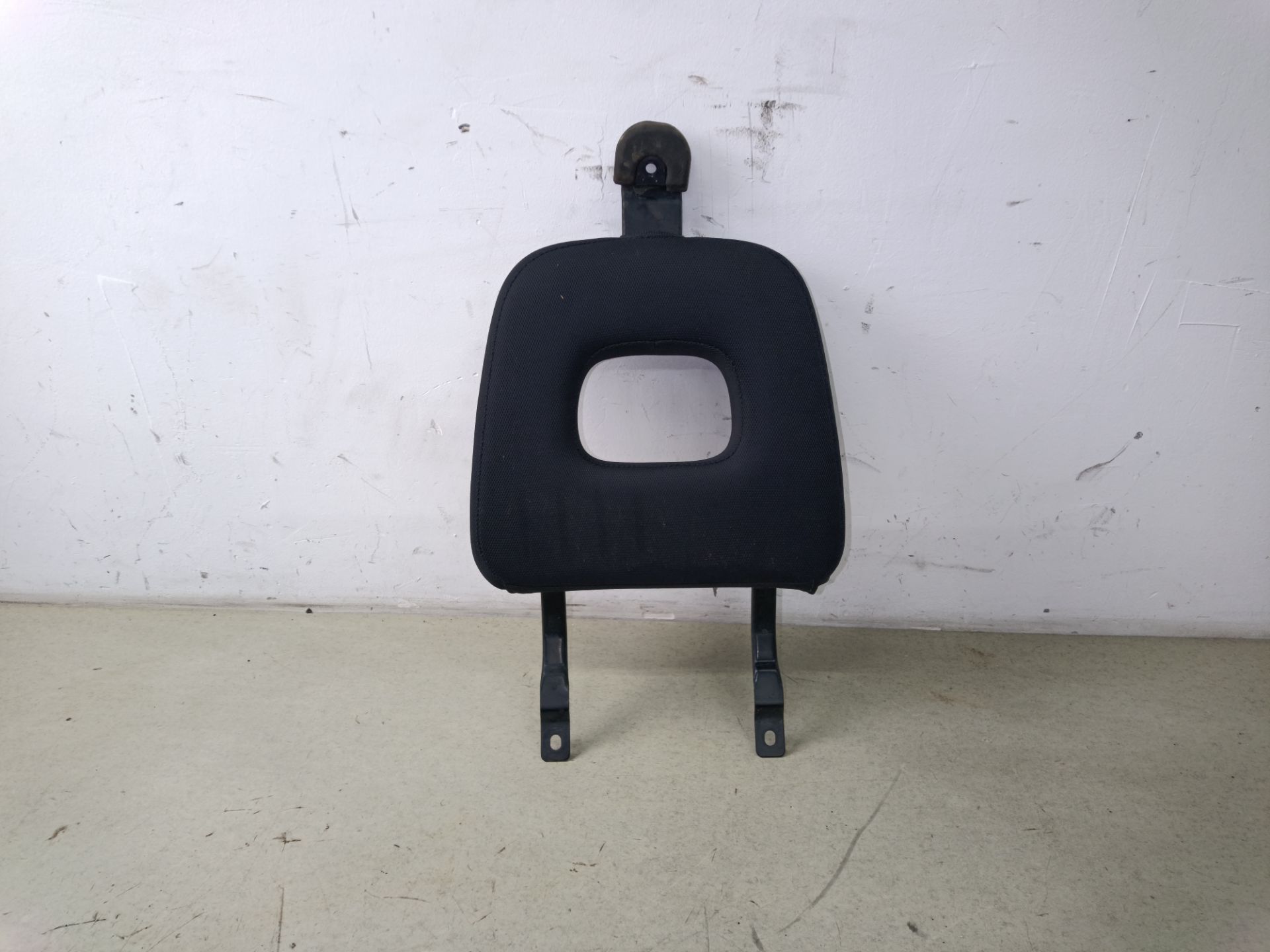 CABEZAL ASIENTO Mitsubishi L200 (KA0/KB0)