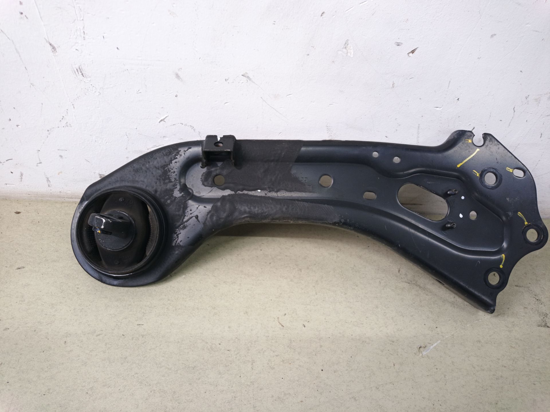 BRAZO SUSPENSION INFERIOR TRASERO IZQUIERDO Kia Optima (JF)