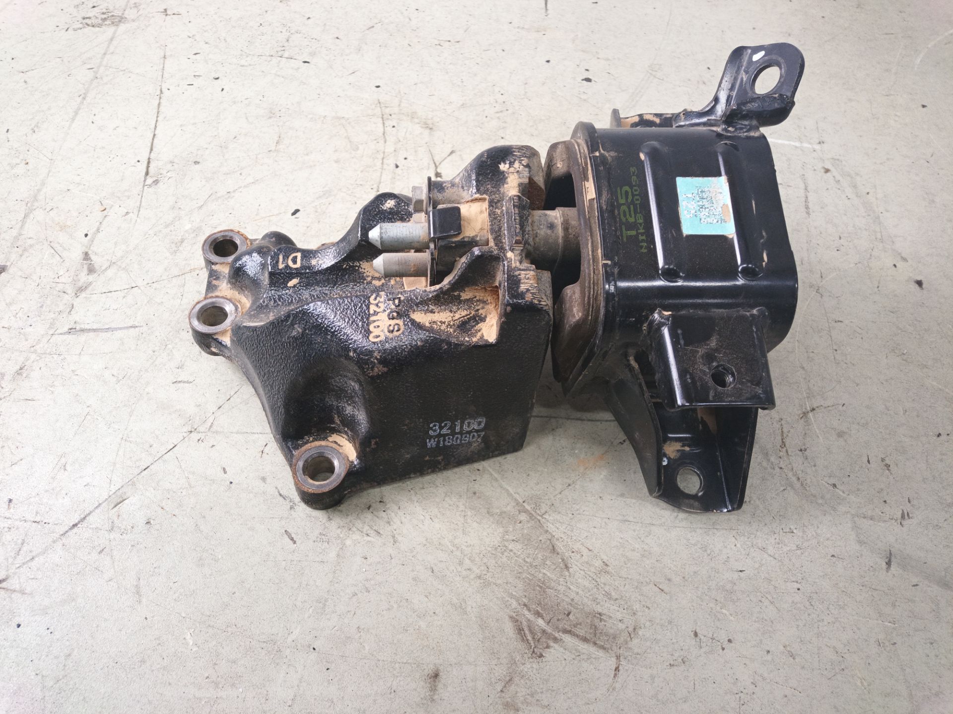 SOPORTE CAMBIO Kia Stonic (YBCUV)