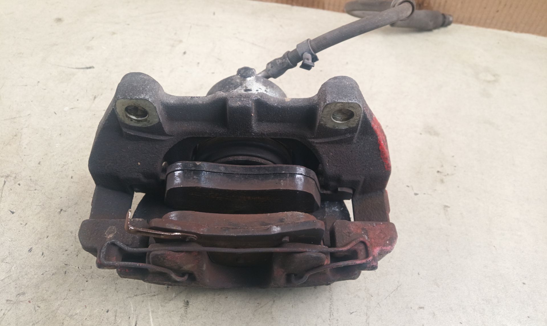 PINZA DE FRENO DELANTERA DERECHA Opel Astra H Berlina