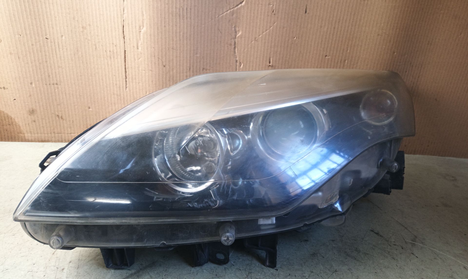 FARO IZQUIERDO Renault Laguna III Coupe