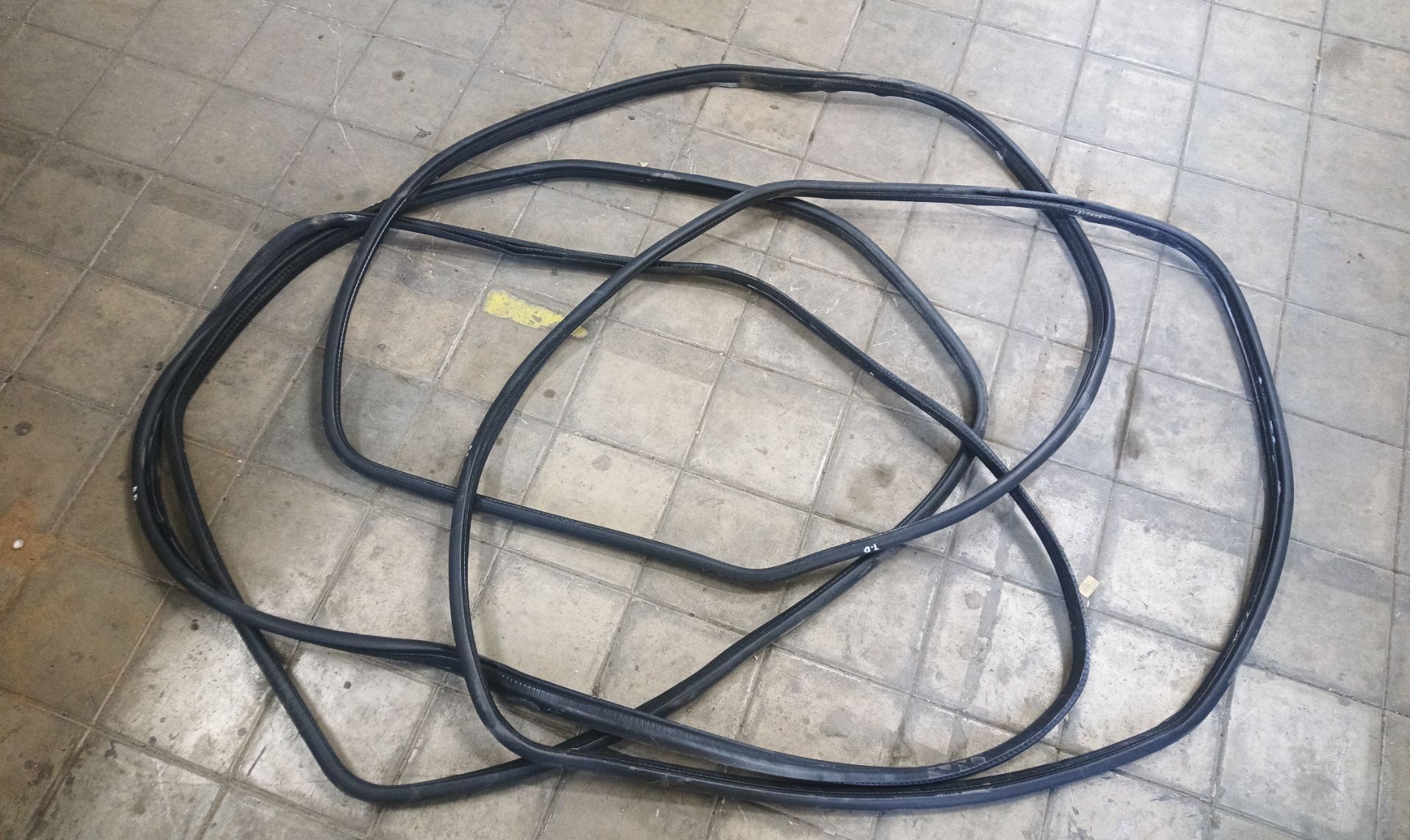 GOMAS CONTORNO PUERTA Mercedes-Benz A (BM 169)