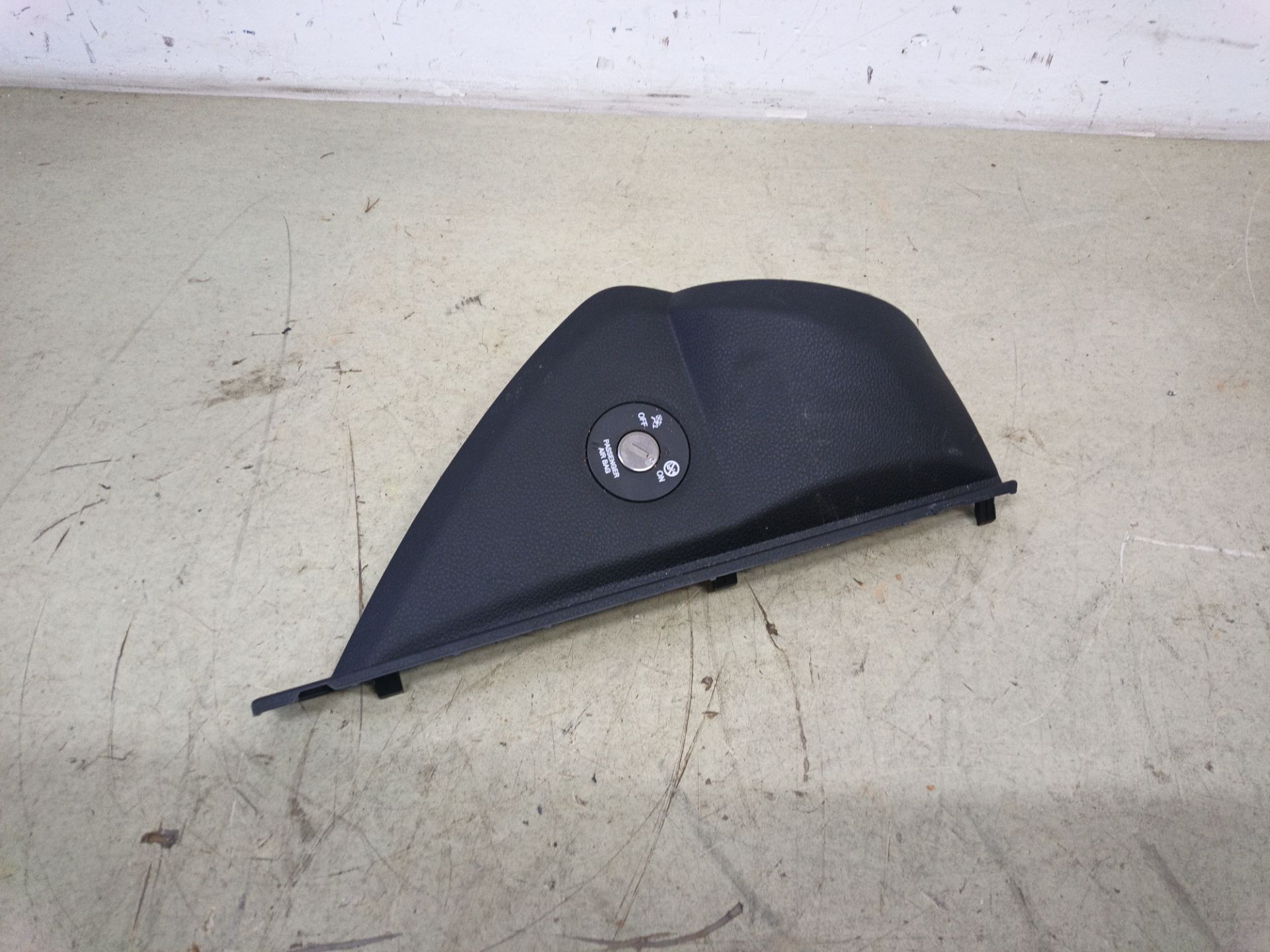 EMBELLECEDOR SALPICADERO Kia Stonic (YBCUV)