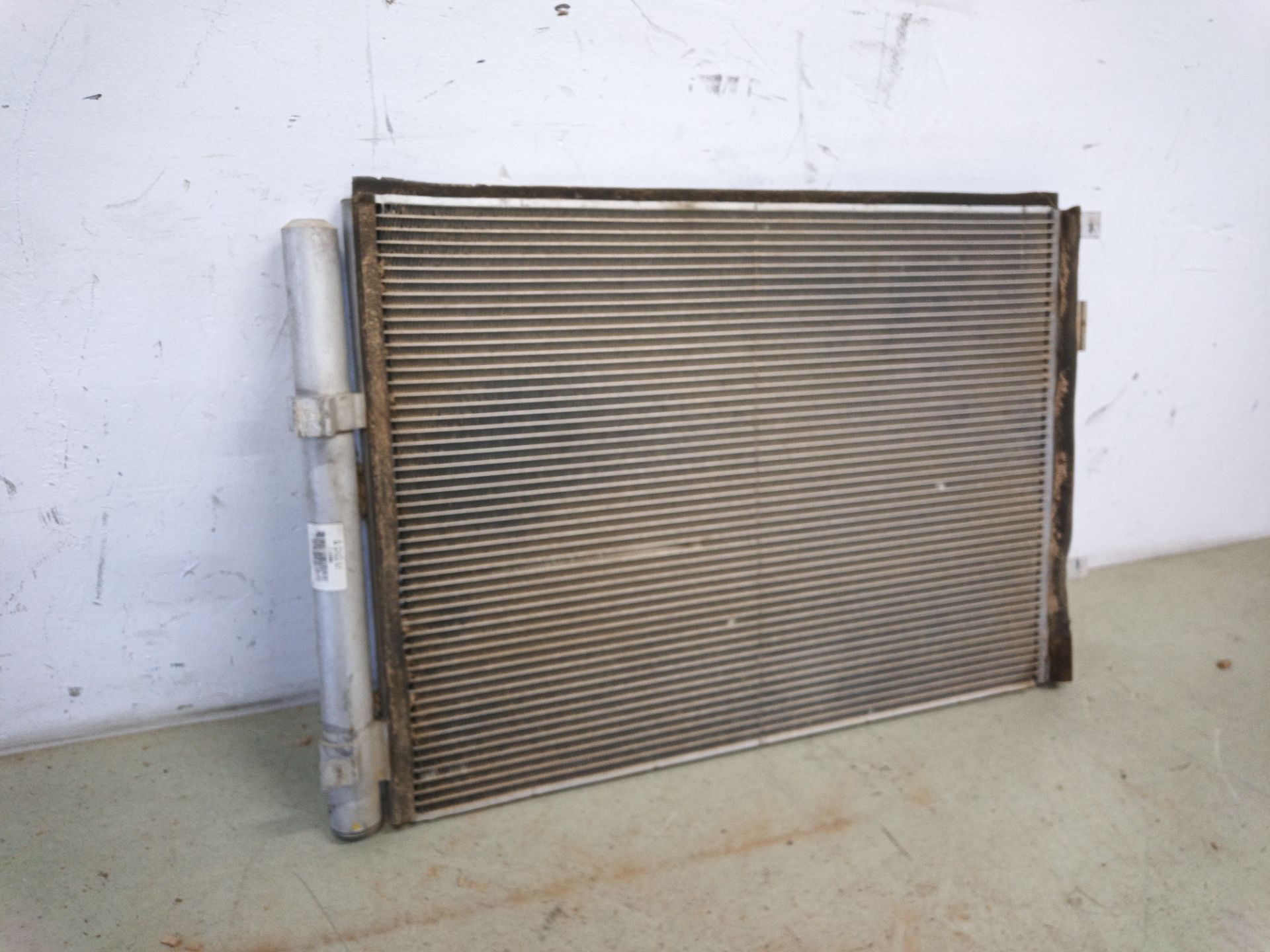CONDENSADOR / RADIADOR  AIRE ACONDICIONADO Kia Stonic (YBCUV)
