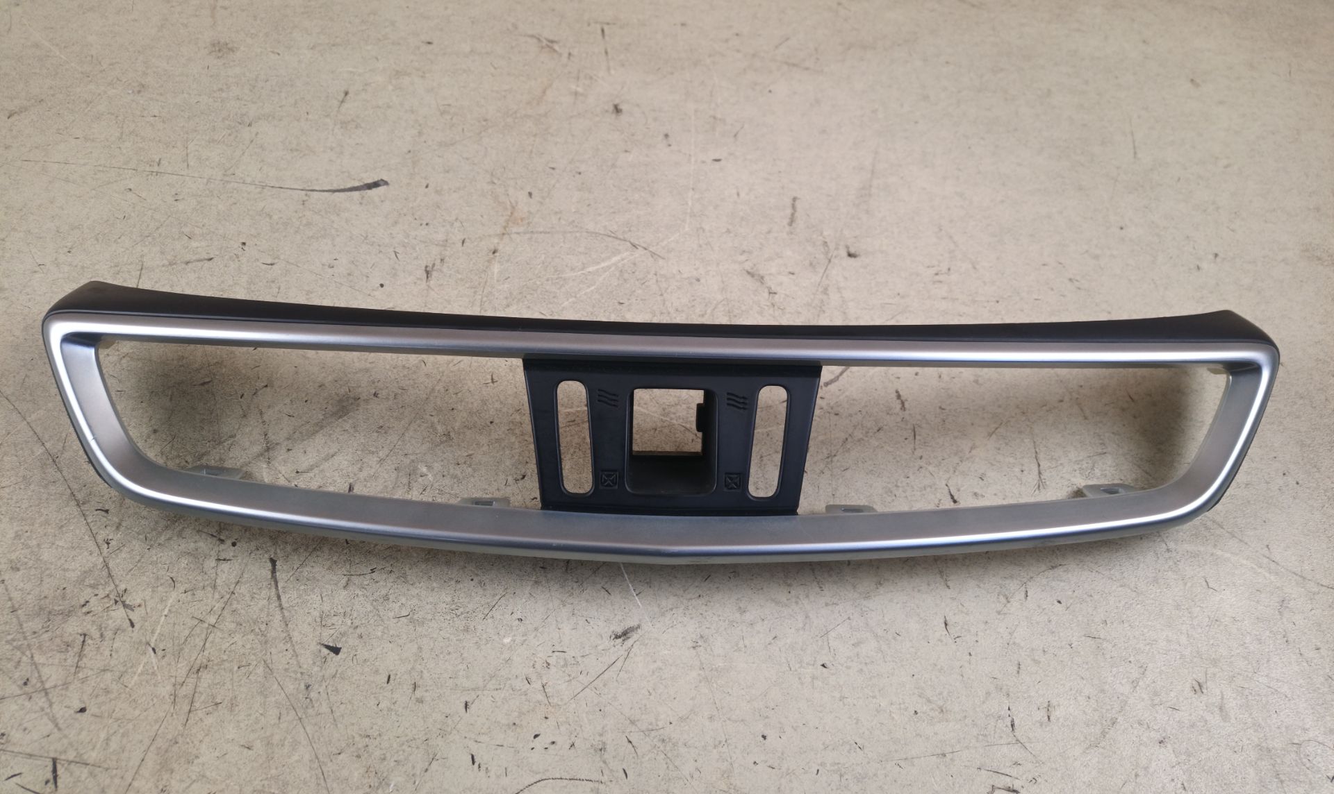 EMBELLECEDOR Nissan Qashqai (J11E)