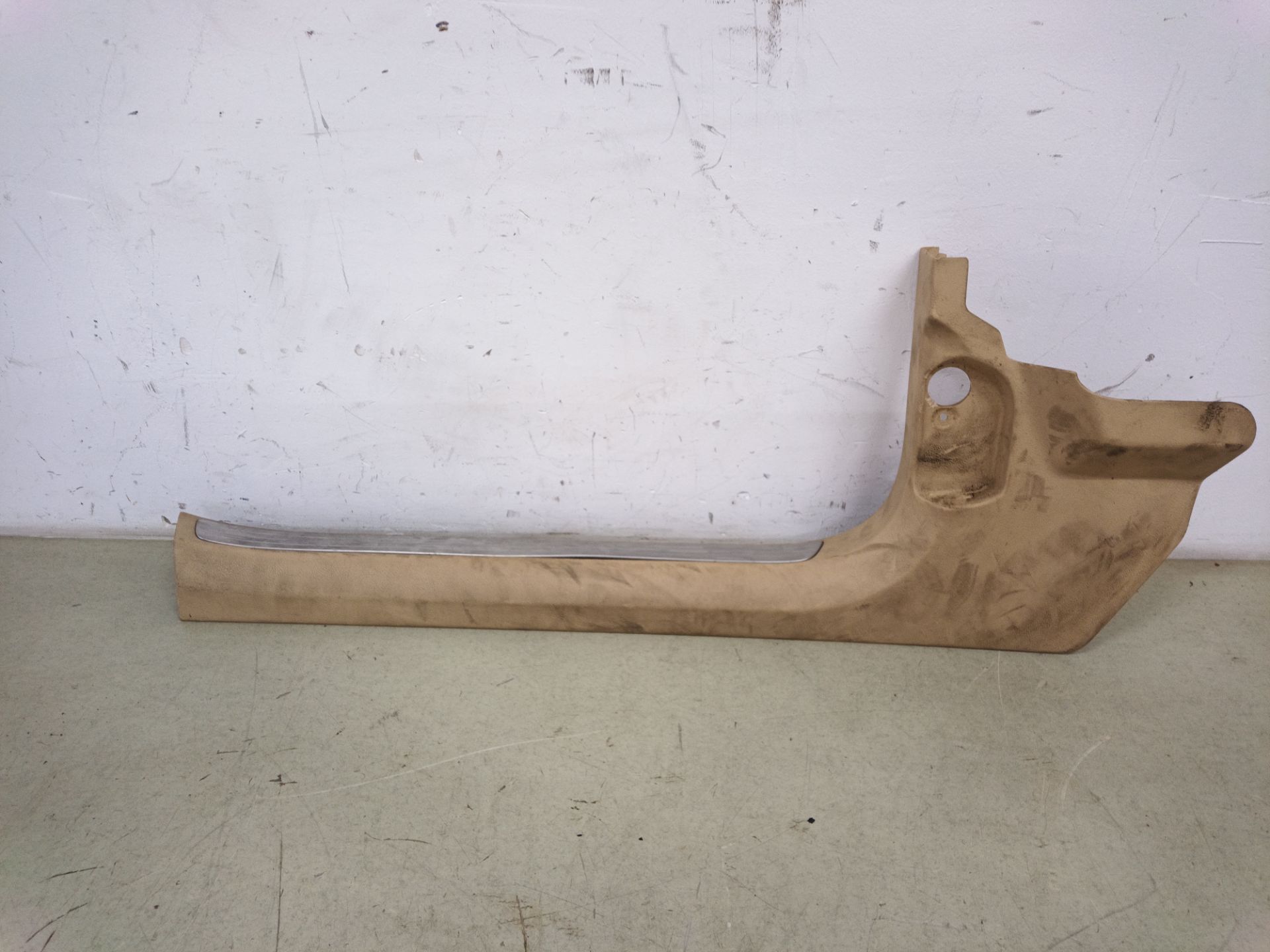 EMBELLECEDOR Volkswagen Phaeton (3D2/3D8)