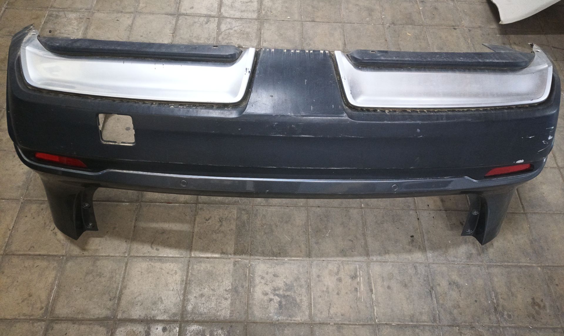 PARAGOLPES TRASERO Nissan Qashqai (J11E)