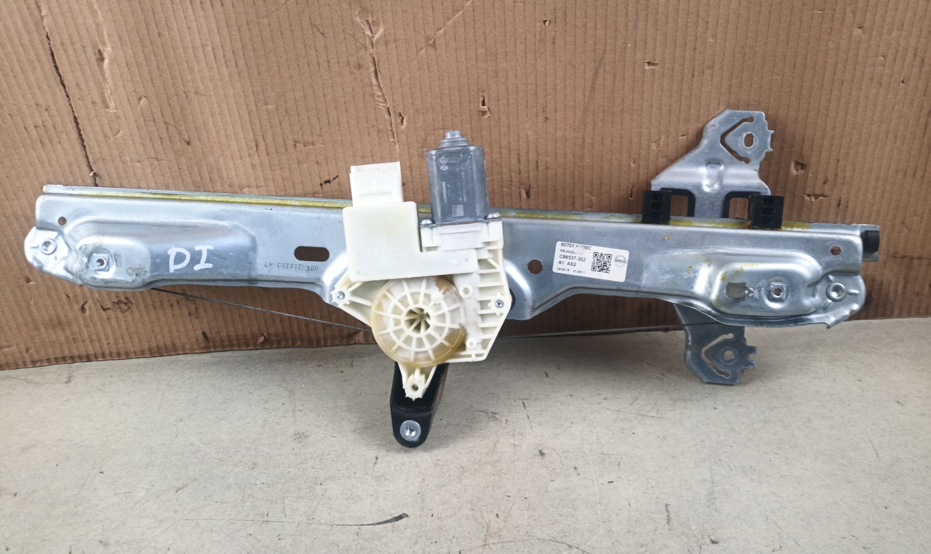ELEVALUNAS DELANTERO IZQUIERDO Nissan Qashqai (J11E)