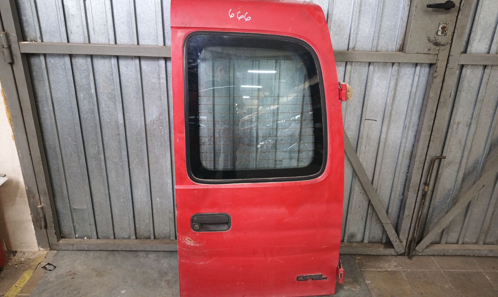 PUERTA TRASERA DERECHA Opel Combo (Corsa B)