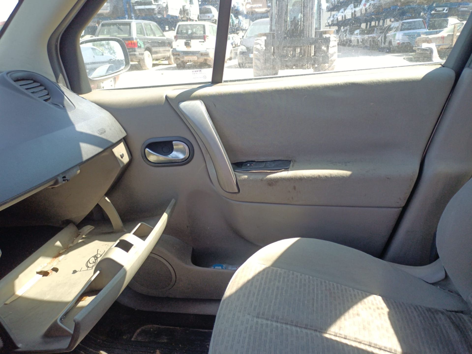 Imagen del vehículo Renault Scenic II (JM)