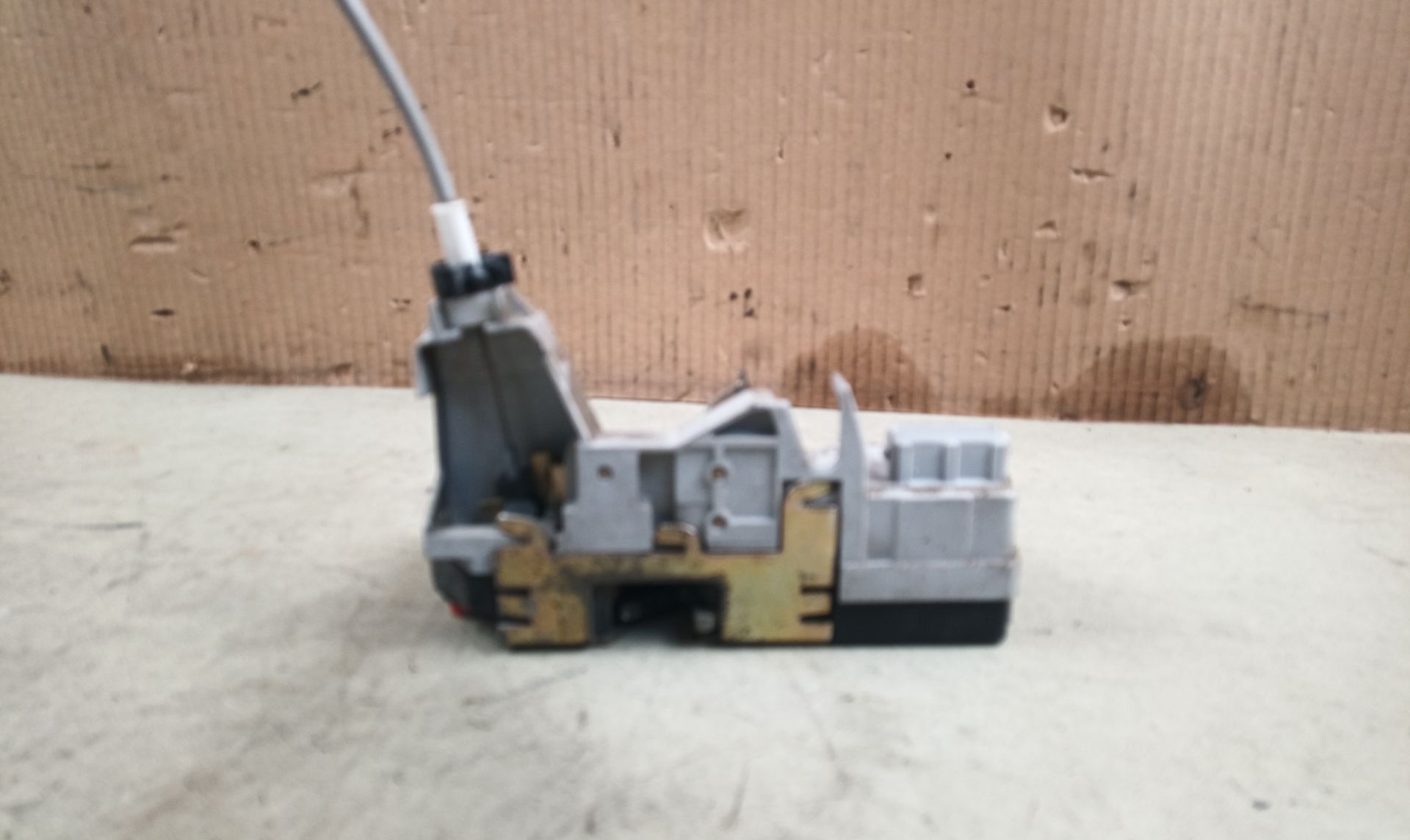 CERRADURA PUERTA TRASERA DERECHA Peugeot 307 Break/ SW (S2)