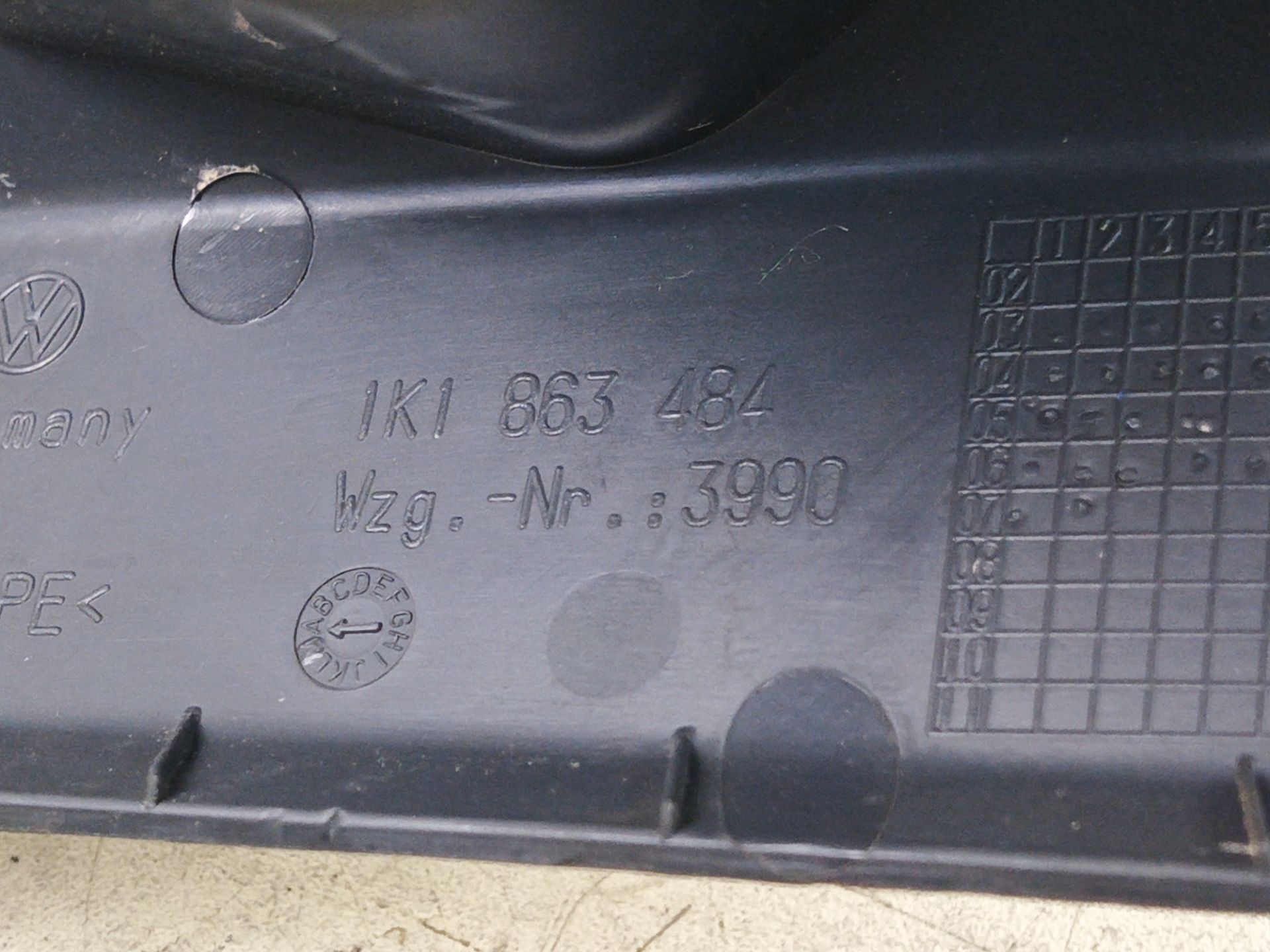 MOLDURA Volkswagen Golf V (1K1)
